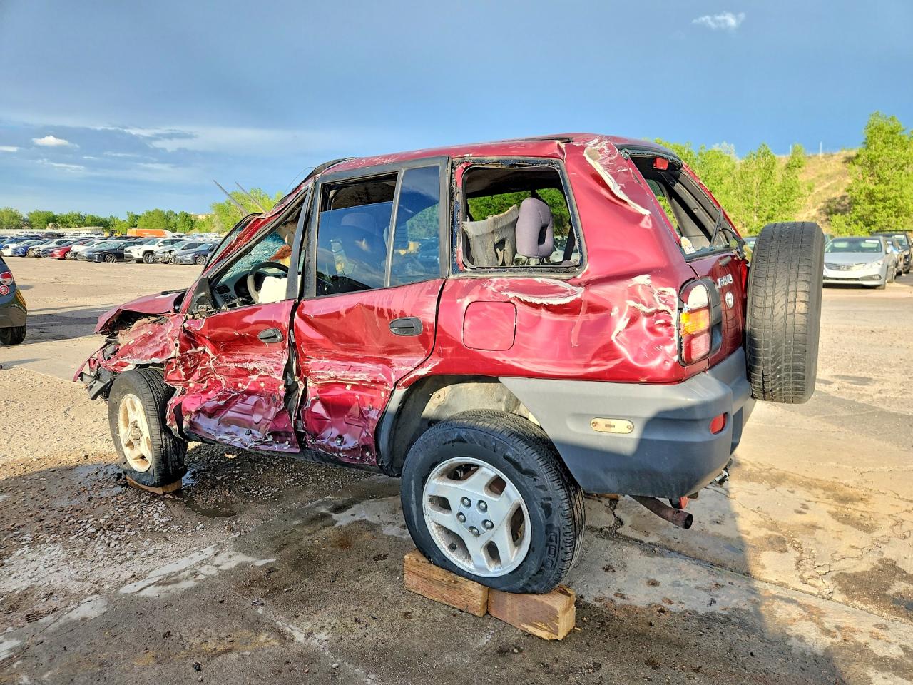 1998 Toyota Rav4 Base Burgundy vin: JT3HP10V6W7106618