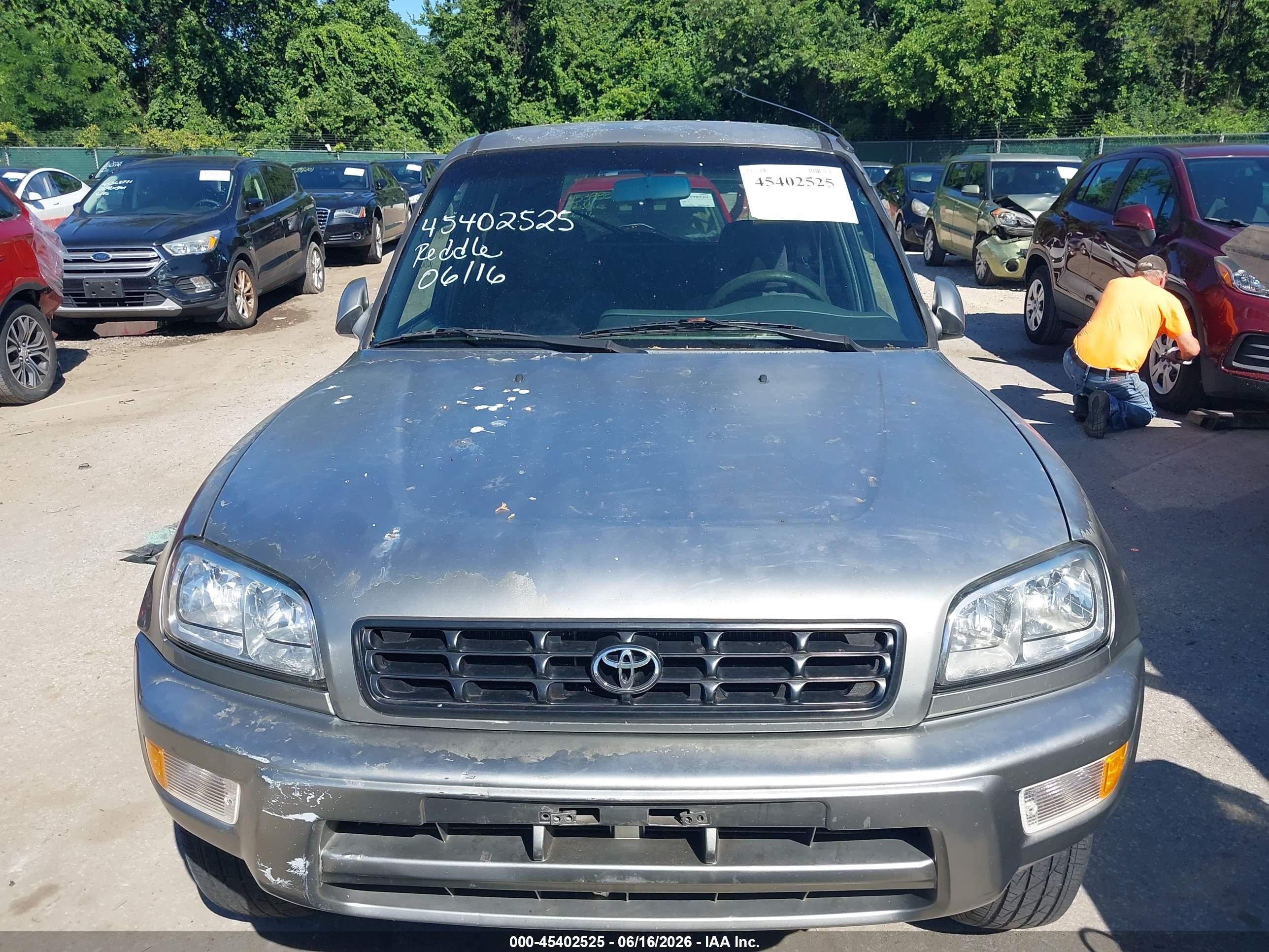 2000 Toyota Rav4   Серый vin: JT3HP10V6Y7155708