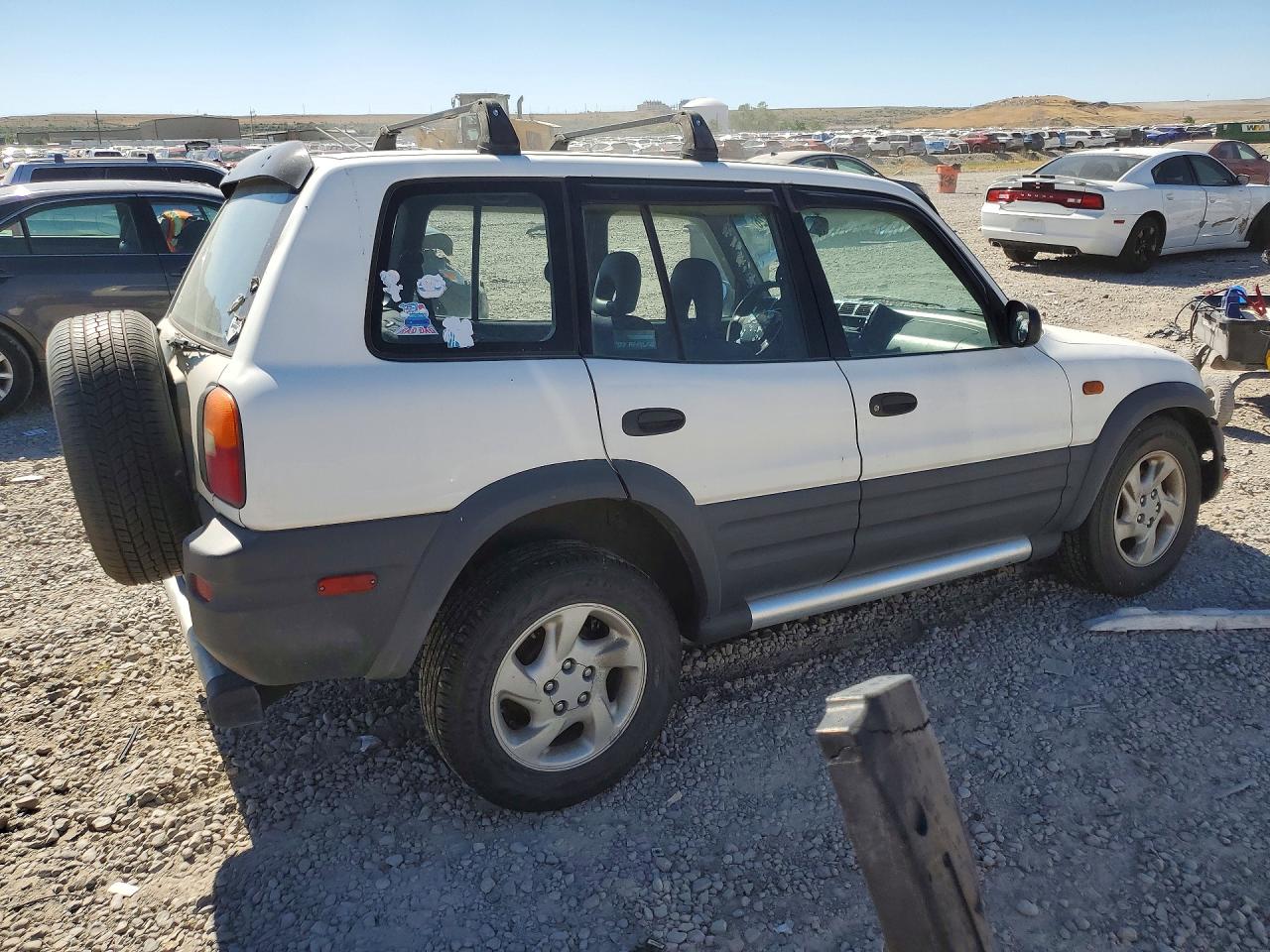 1997 Toyota Rav4 Base White vin: JT3HP10V7V0130207