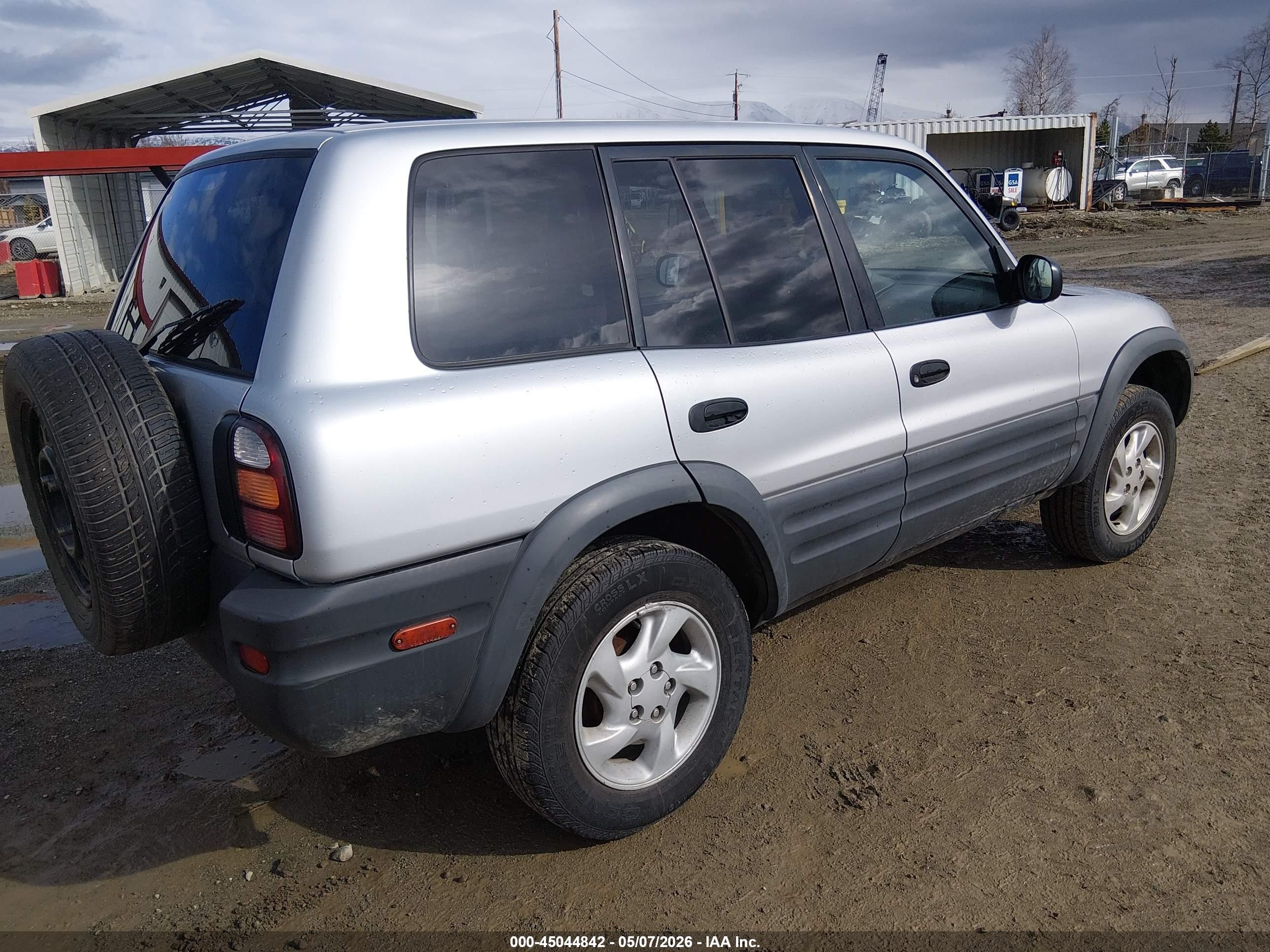 1998 Toyota Rav4   Silver vin: JT3HP10V7W0160549