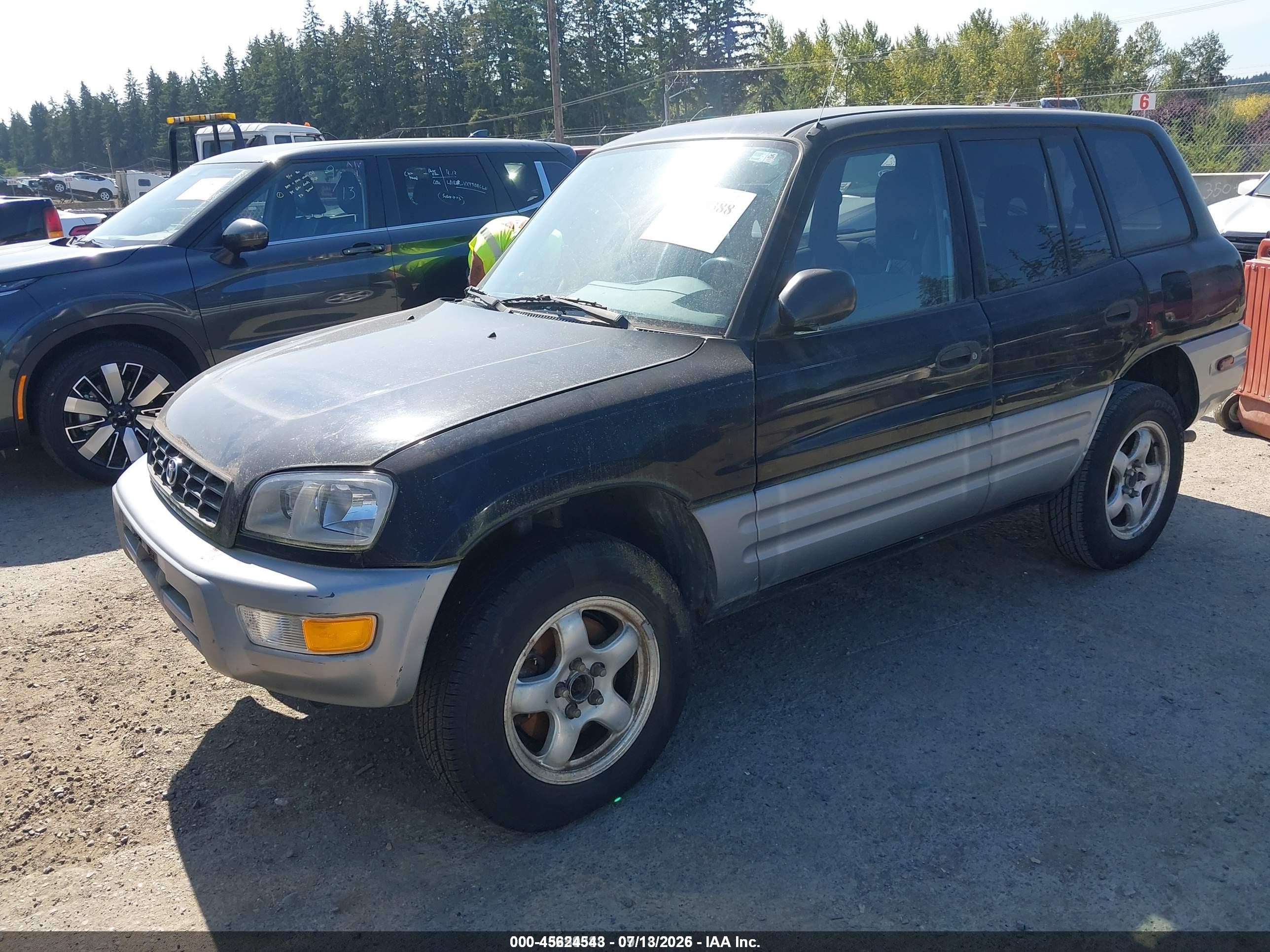 1998 Toyota Rav4   Black vin: JT3HP10V7W7095807