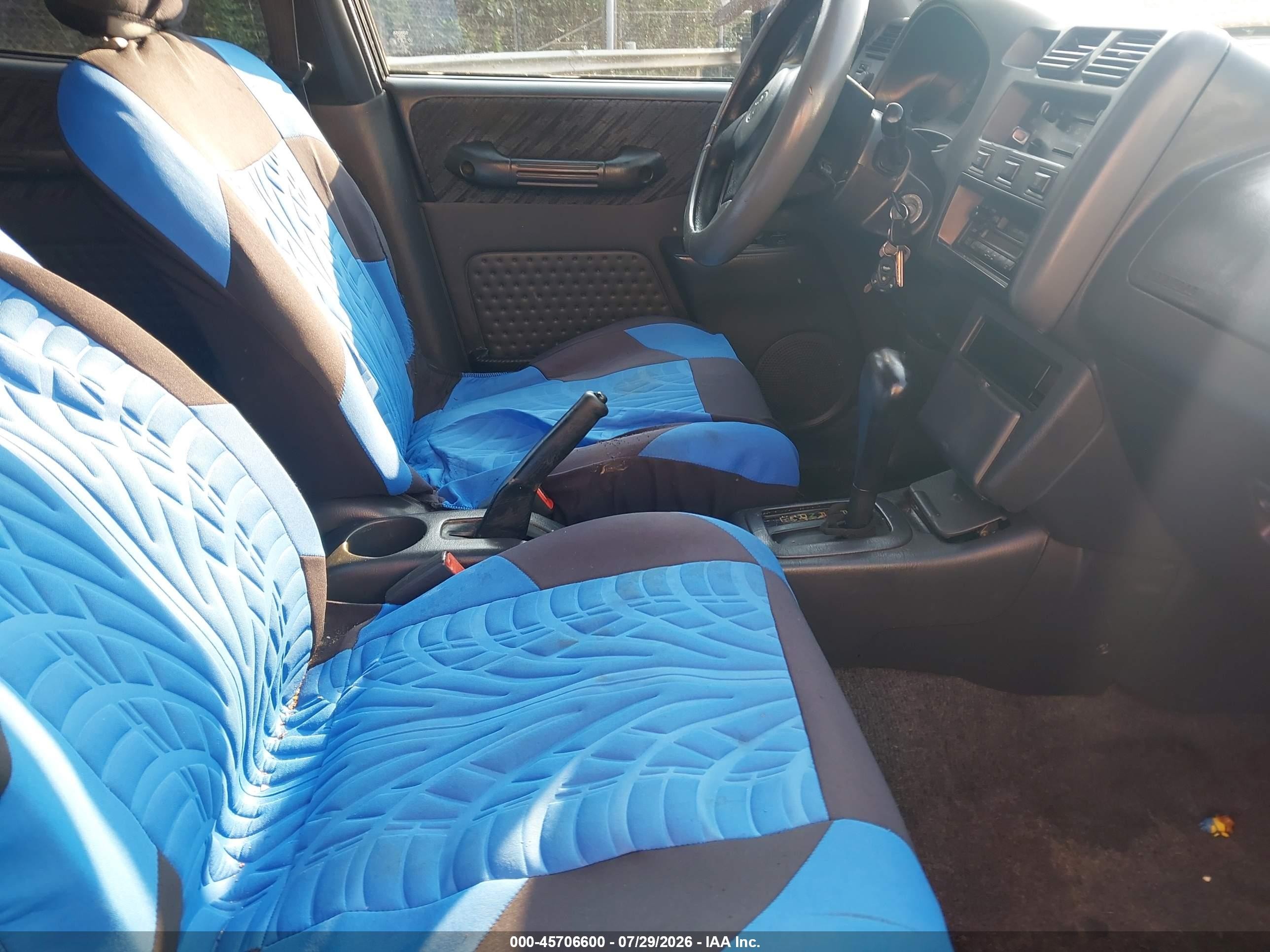 1998 Toyota Rav4   Черный vin: JT3HP10V7W7101041