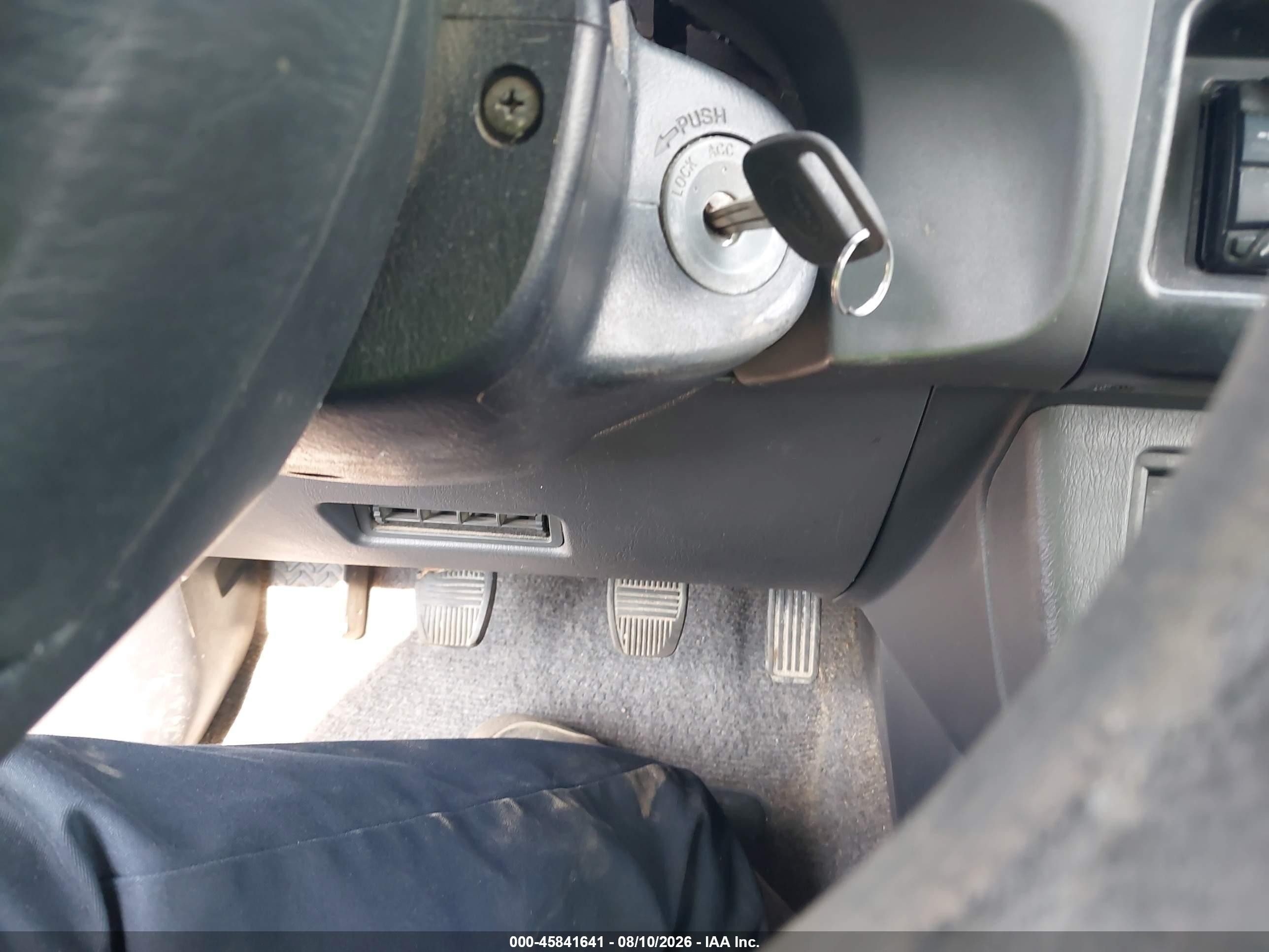 1998 Toyota Rav4   Silver vin: JT3HP10V8W0171916