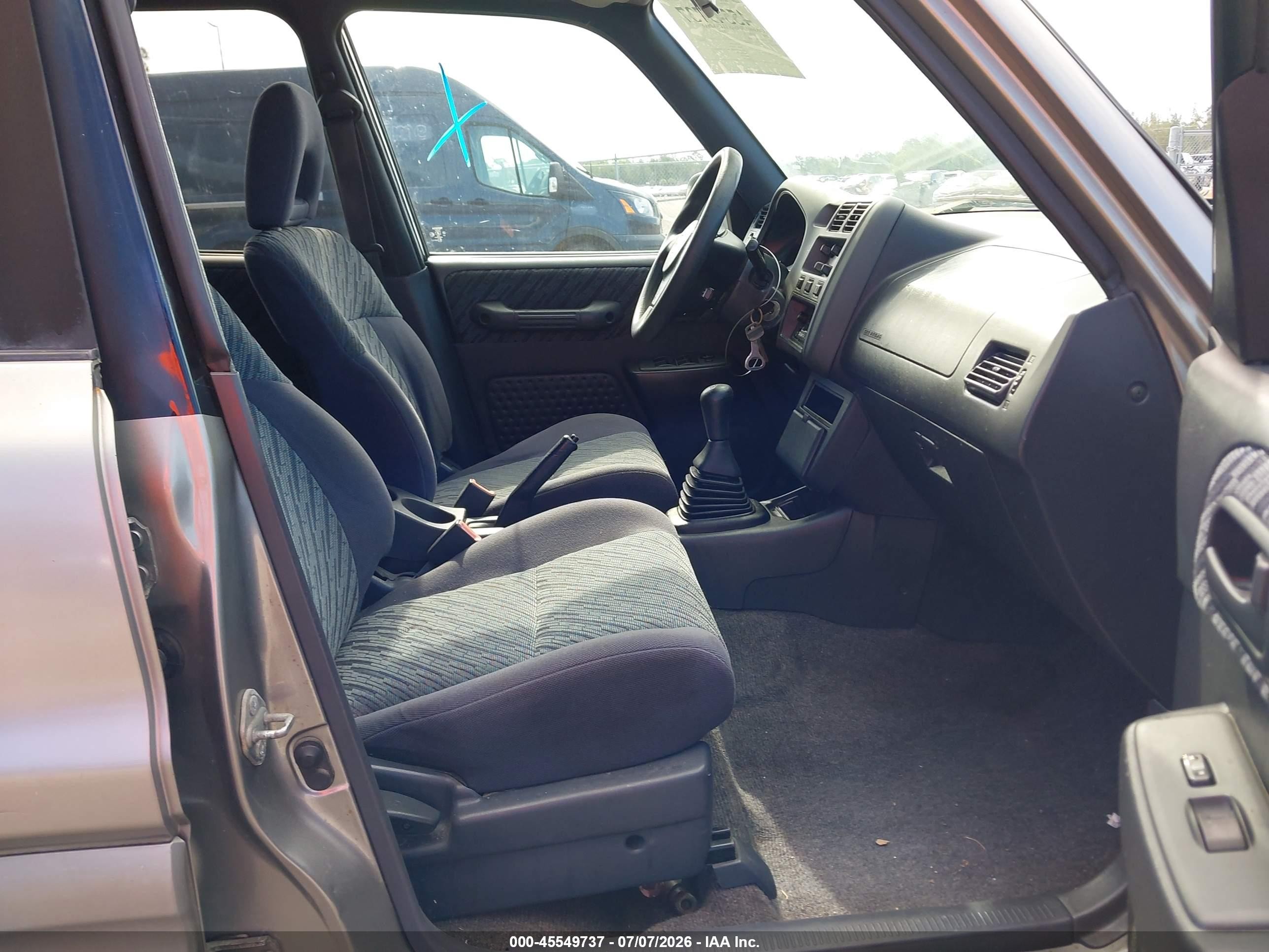 2000 Toyota Rav4   Silver vin: JT3HP10V8Y7158108
