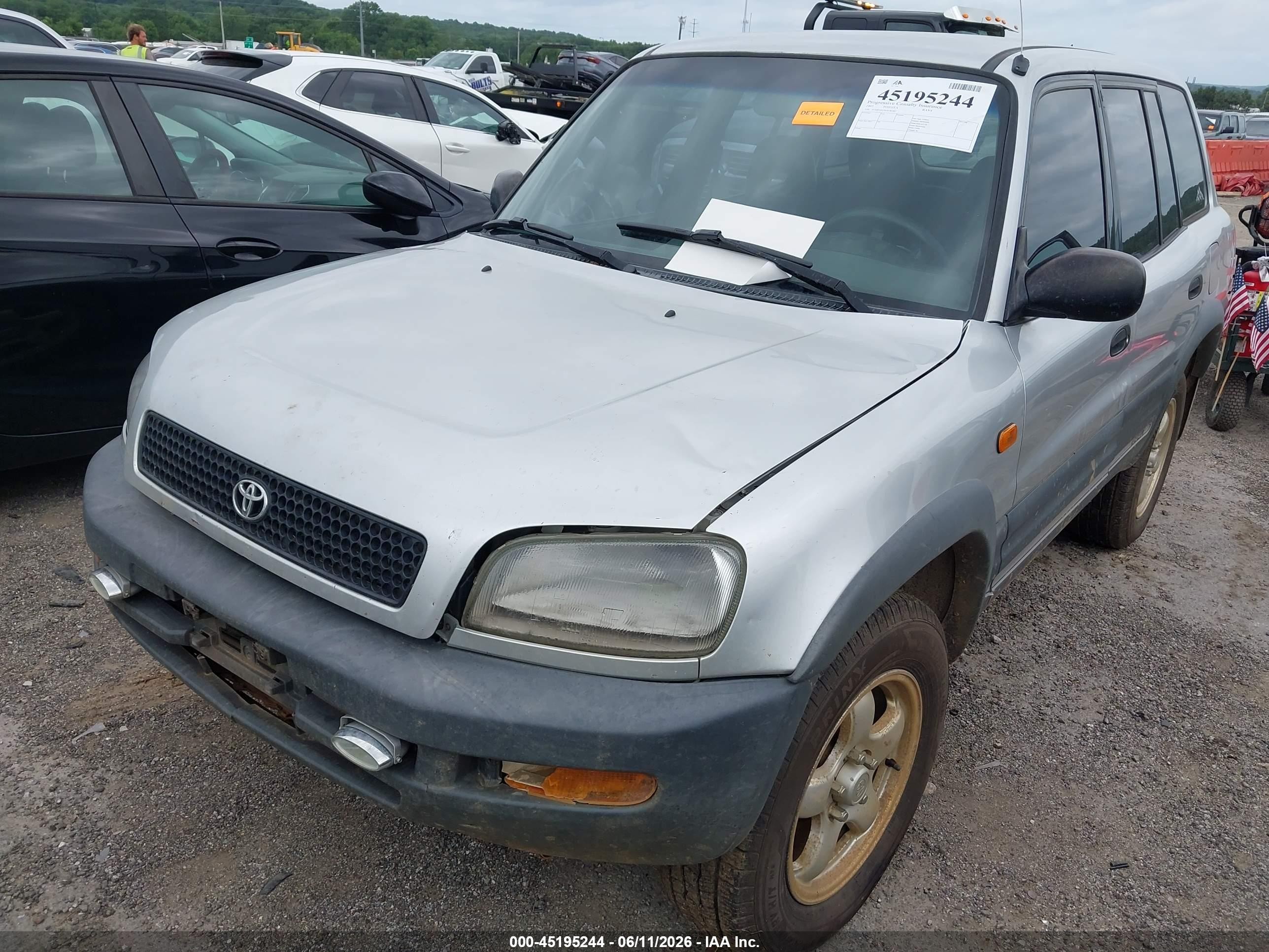 1997 Toyota Rav4   Silver vin: JT3HP10V9V0140382
