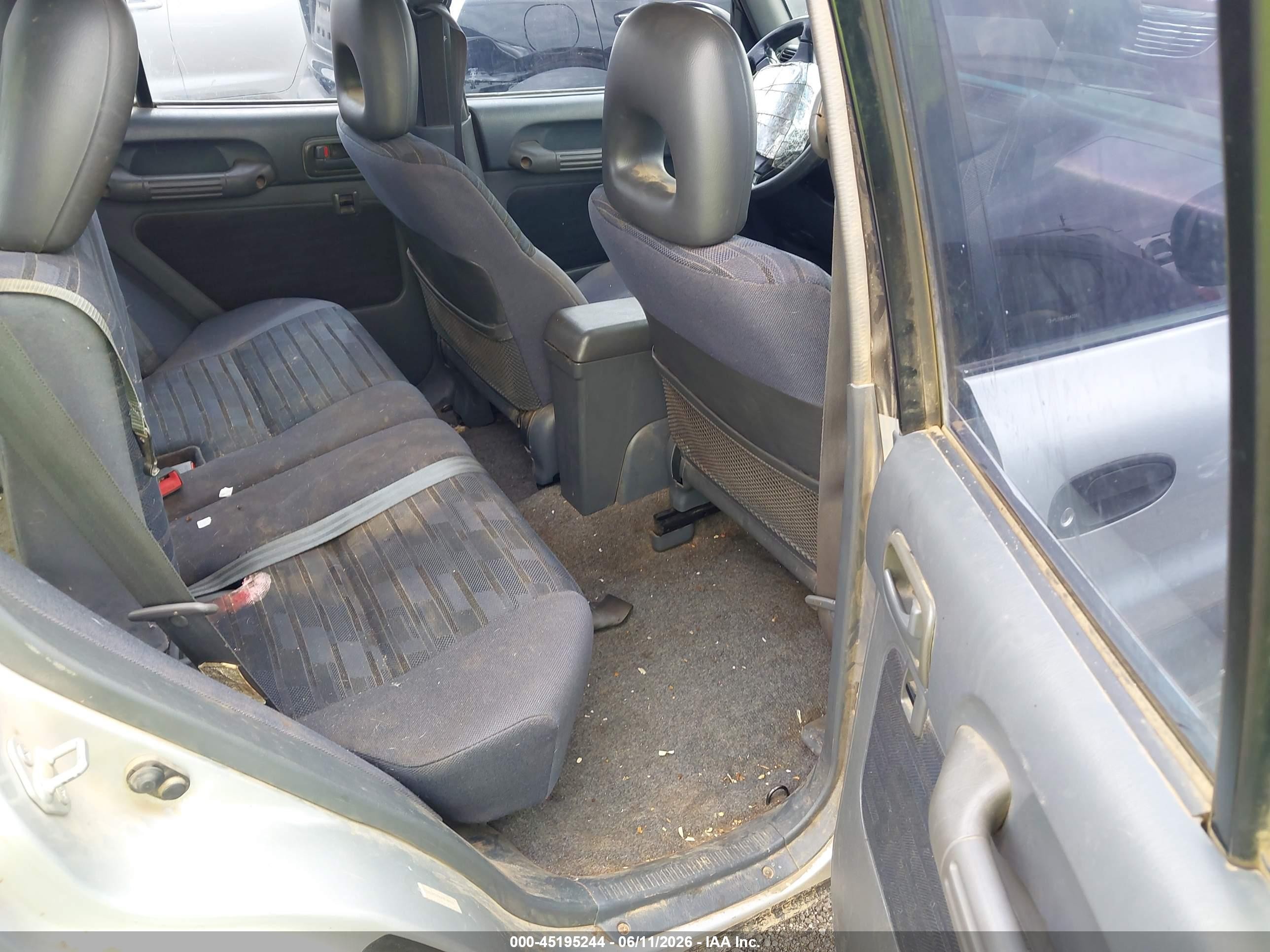 1997 Toyota Rav4   Silver vin: JT3HP10V9V0140382