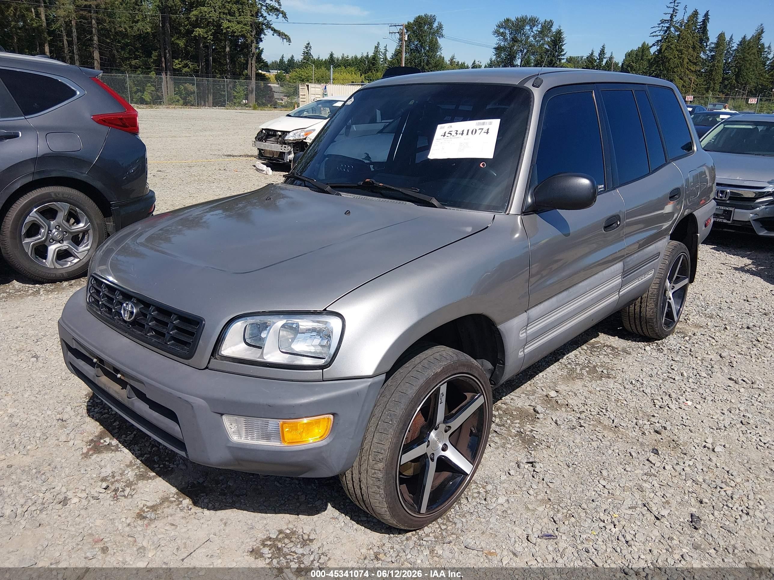 1999 Toyota Rav4 Silver vin: JT3HP10V9X7130977