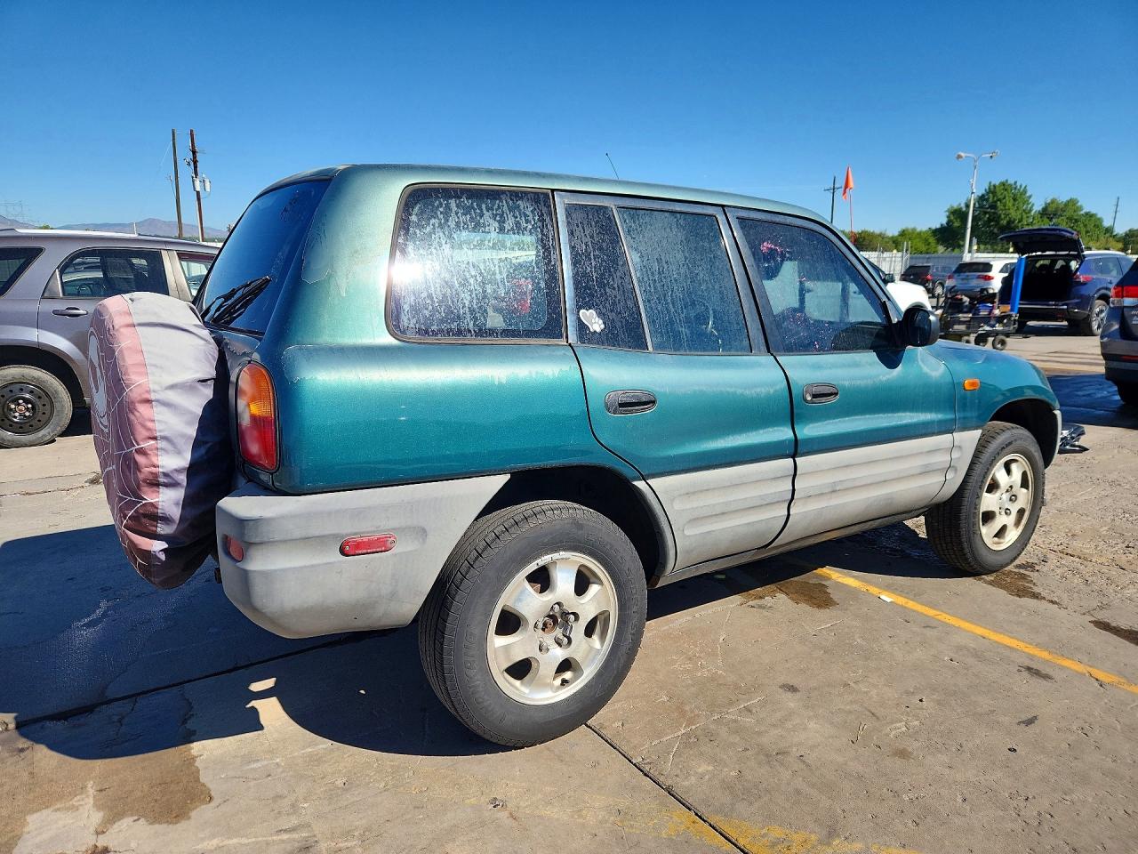1997 Toyota Rav4 Base Зеленый vin: JT3HP10VXV0112669