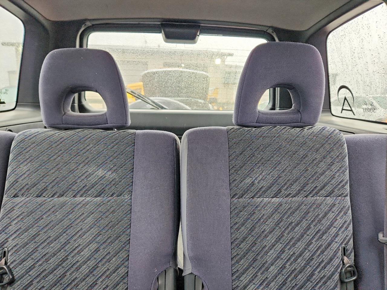 1998 Toyota Rav4 Base Silver vin: JT3HP10VXW7107769