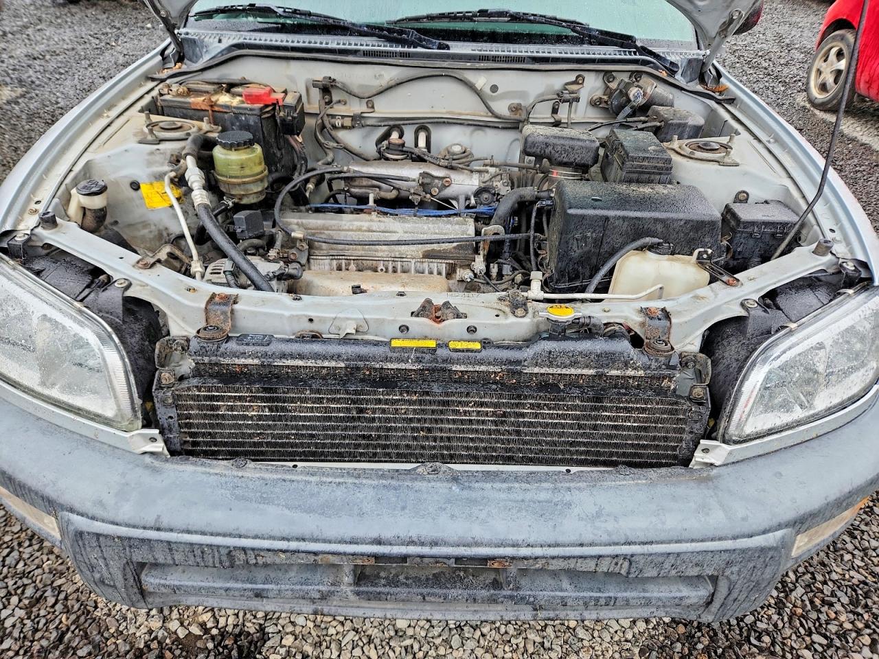 1998 Toyota Rav4 Base Silver vin: JT3HP10VXW7107769