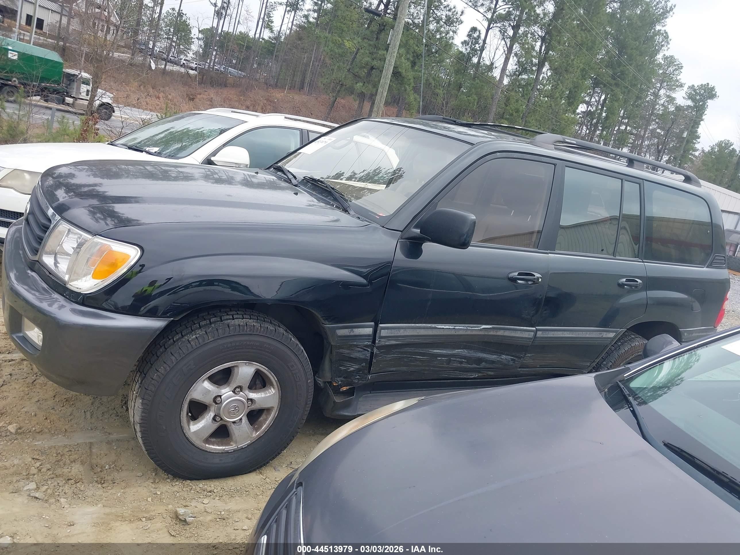 1998 Toyota Land Cruiser   Black vin: JT3HT05J0W0016725