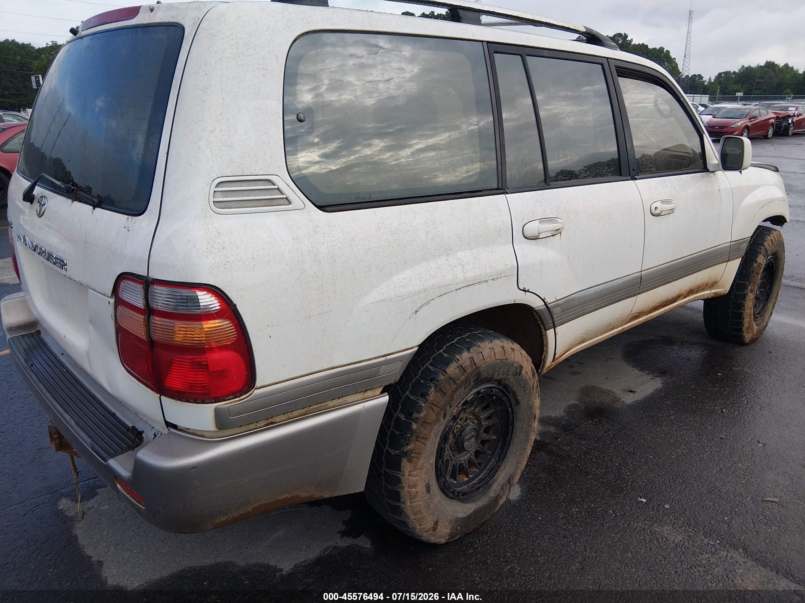 1998 Toyota Land Cruiser   White vin: JT3HT05J0W0020757