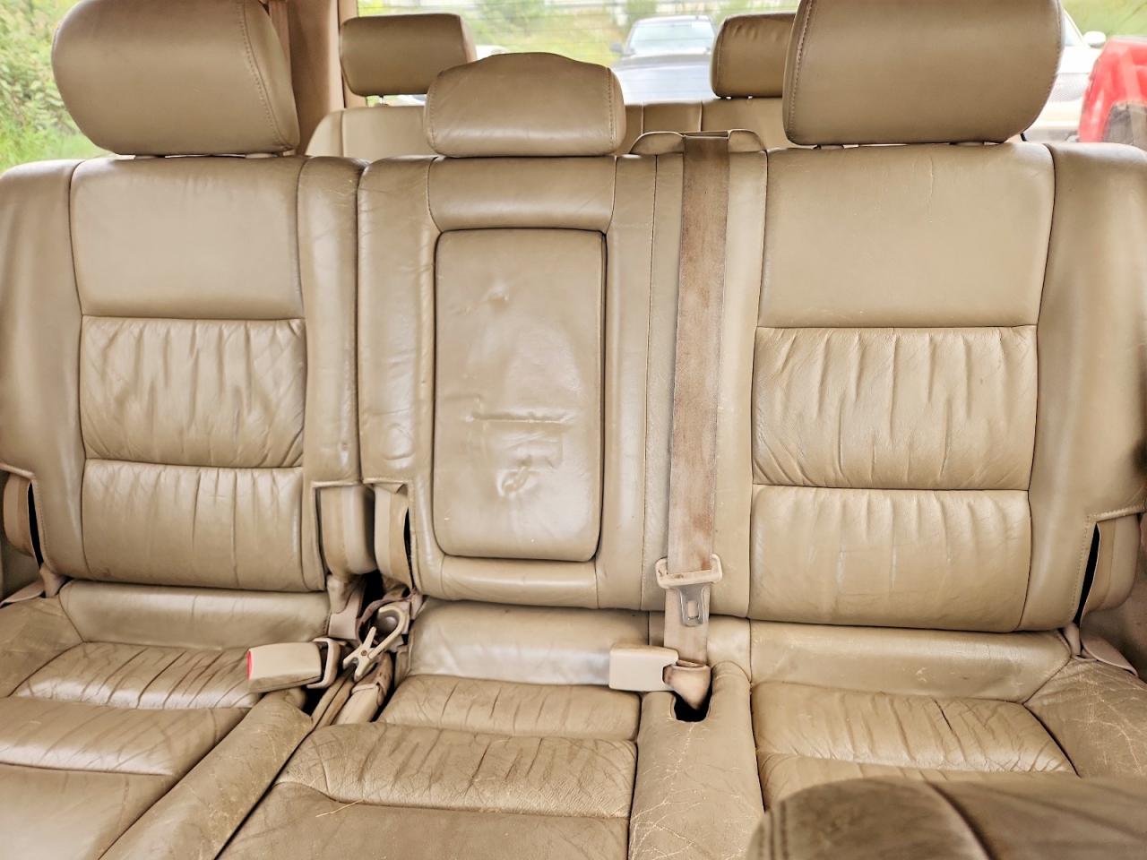 1999 Toyota Land Cruiser Silver vin: JT3HT05J0X0031498