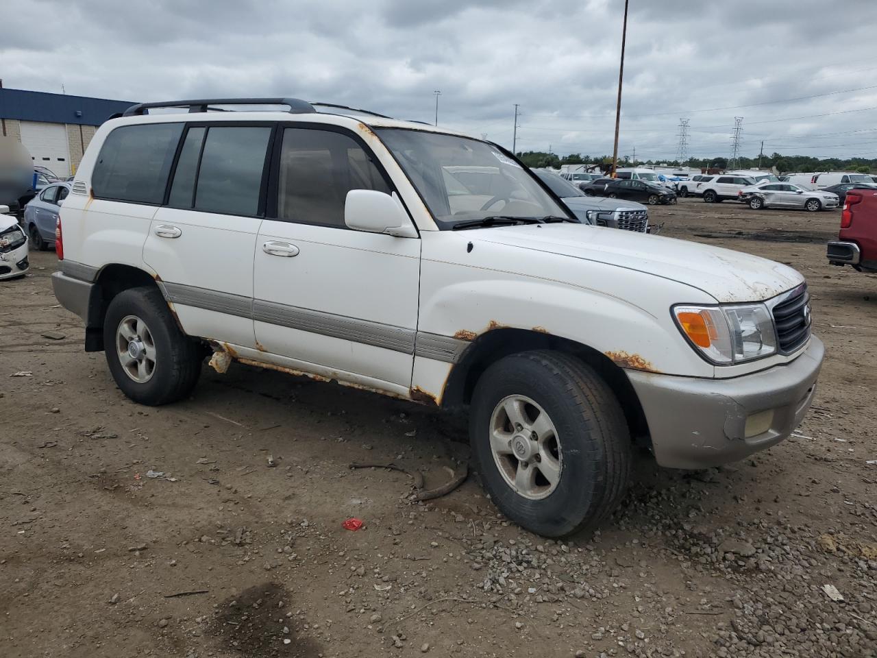 1998 Toyota Land Cruiser White vin: JT3HT05J1W0004955