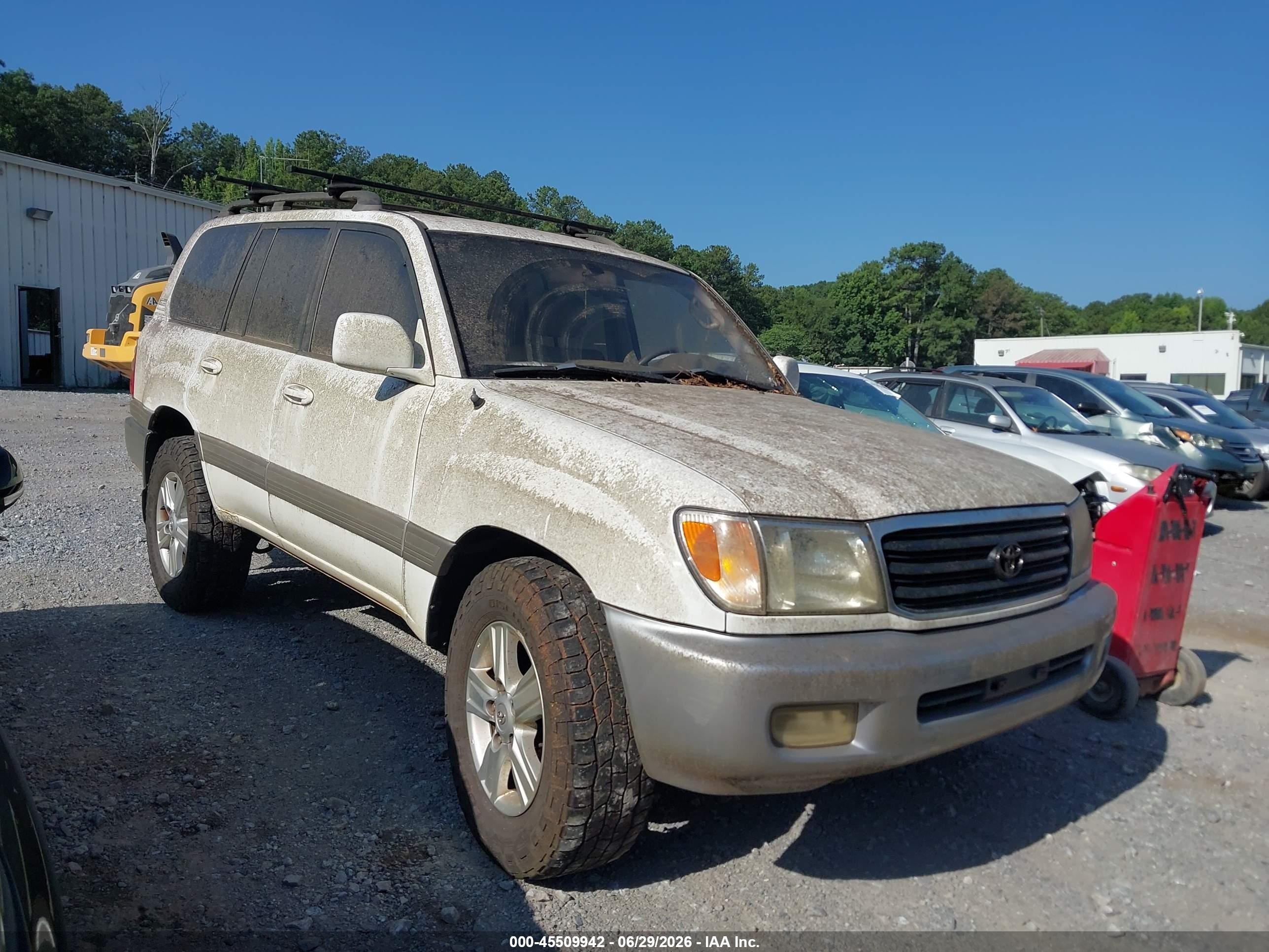 1999 Toyota Land Cruiser   White vin: JT3HT05J1X0066955