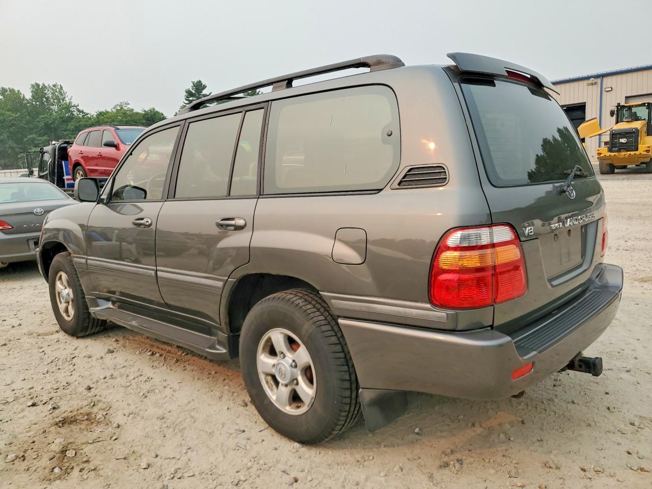 2000 Toyota Land Cruiser Base Gray vin: JT3HT05J1Y0077939