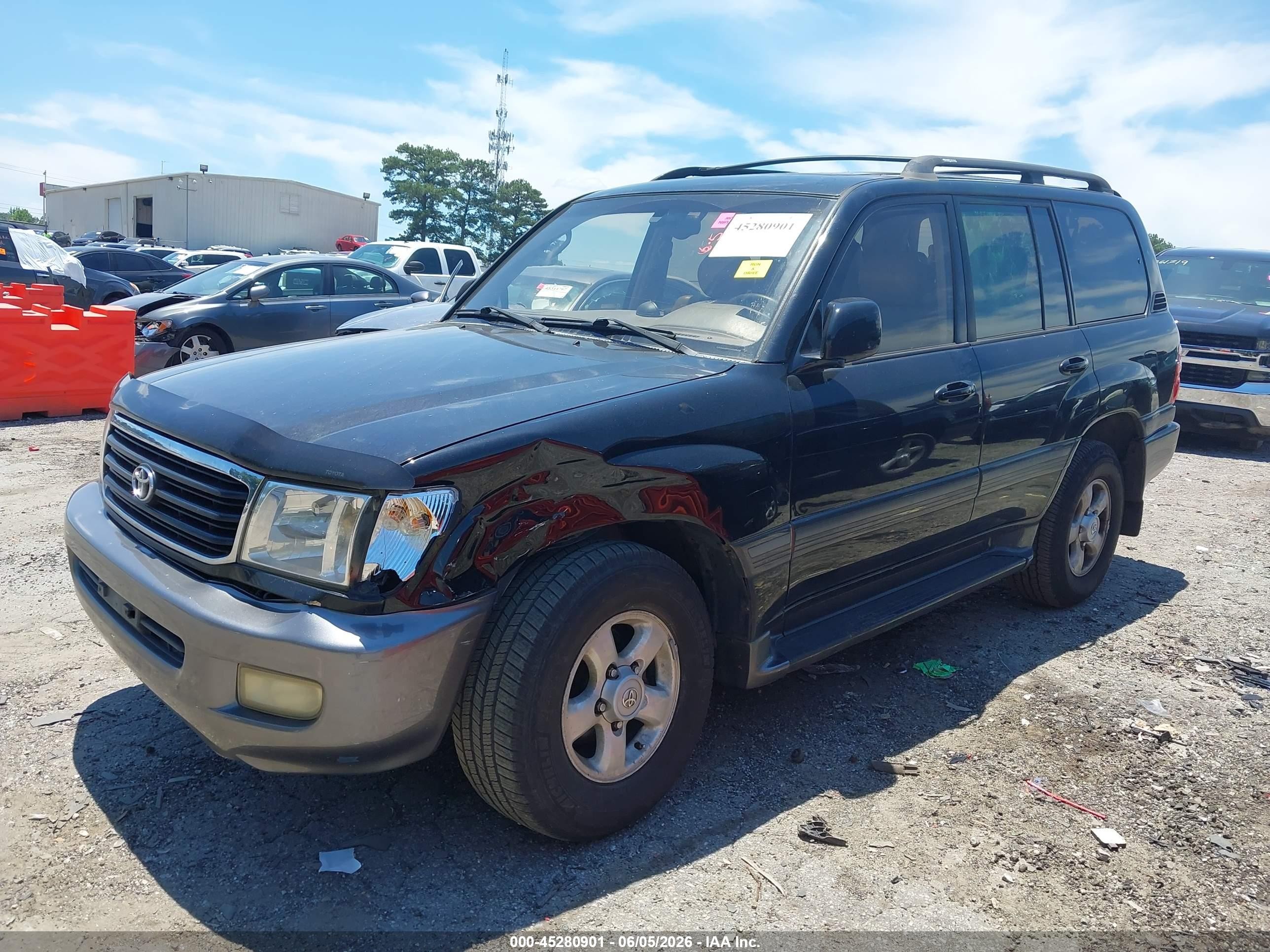 2000 Toyota Land Cruiser   Black vin: JT3HT05J1Y0112964