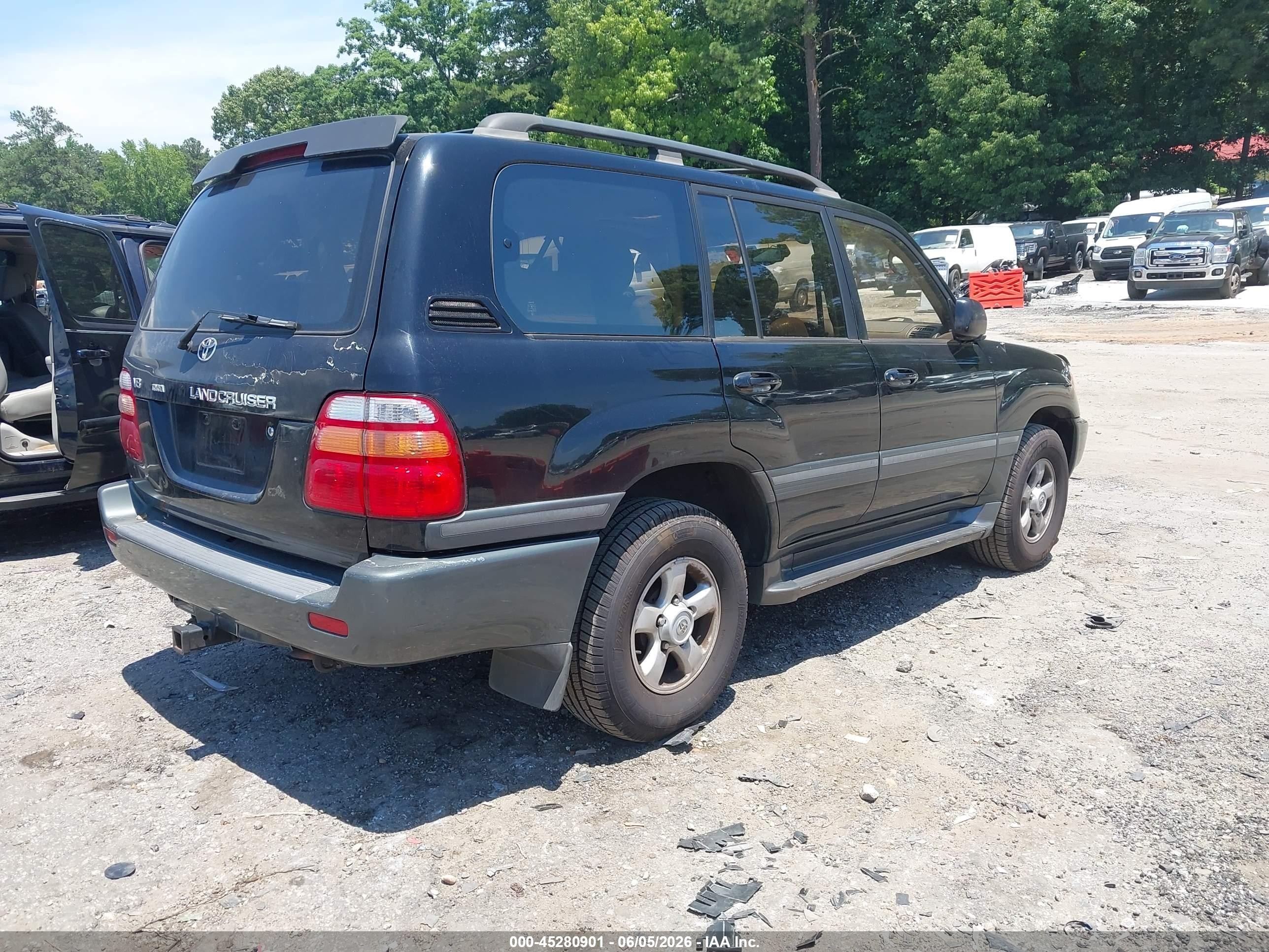 2000 Toyota Land Cruiser   Black vin: JT3HT05J1Y0112964
