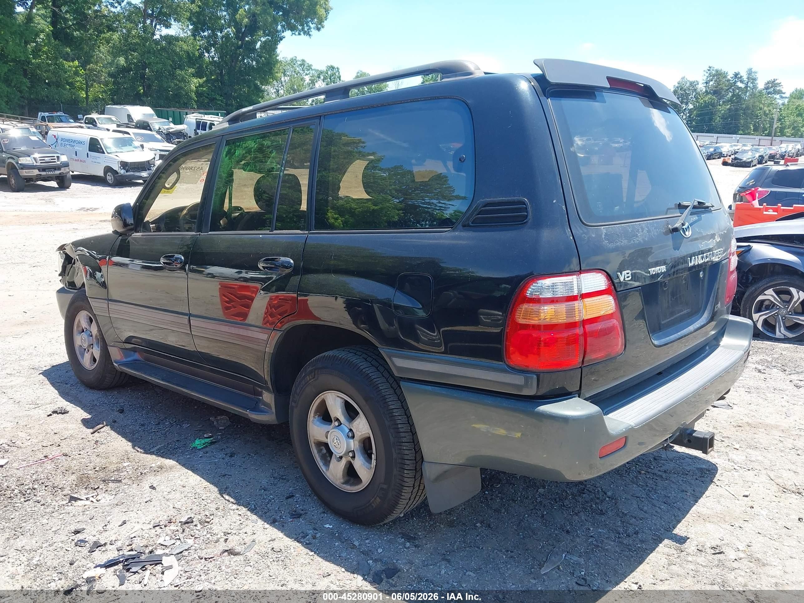 2000 Toyota Land Cruiser   Black vin: JT3HT05J1Y0112964