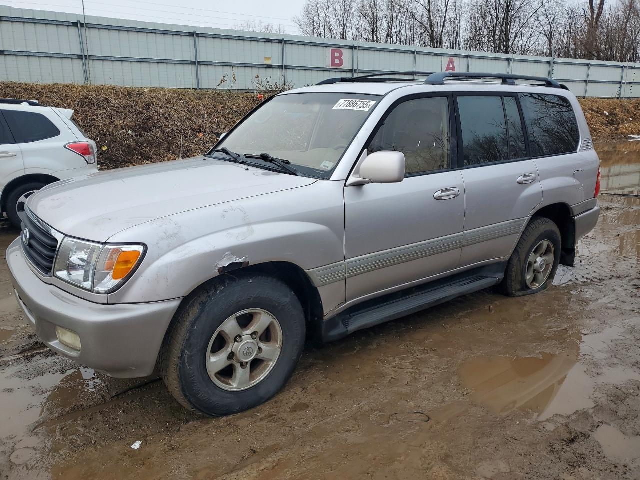 1998 Toyota Land Cruiser Silver vin: JT3HT05J2W0003684