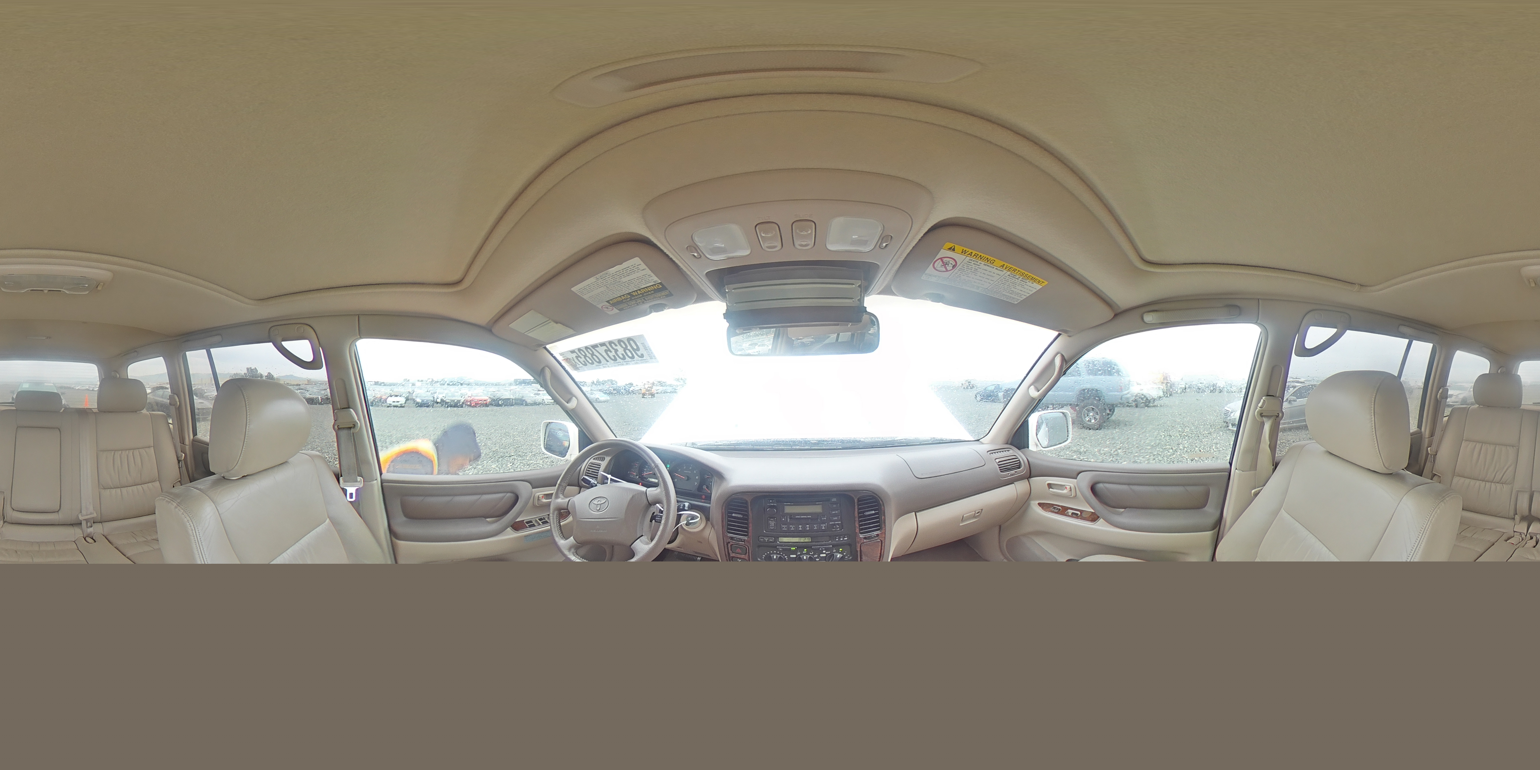 1998 Toyota Land Cruiser White vin: JT3HT05J2W0018055