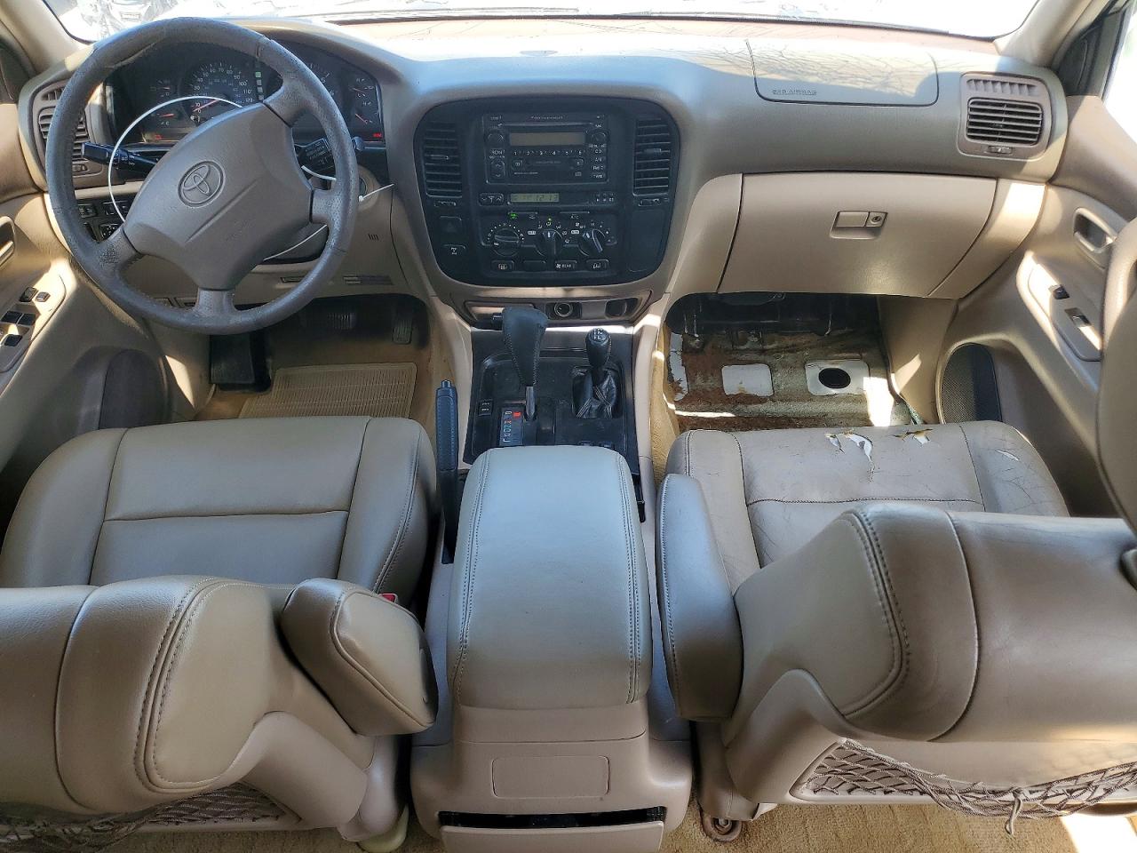 2000 Toyota Land Cruiser Base White vin: JT3HT05J2Y0109605