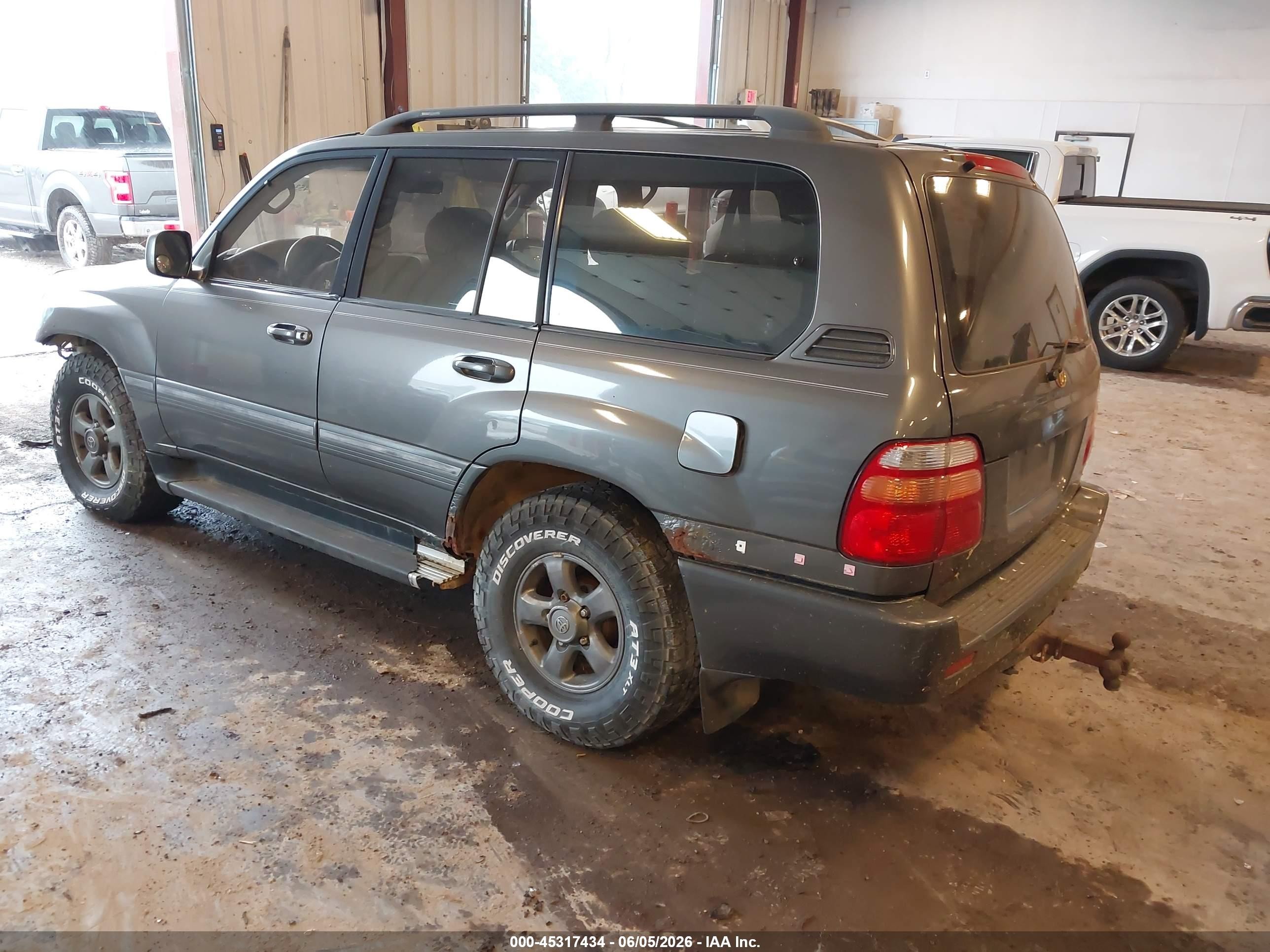 1998 Toyota Land Cruiser   Gray vin: JT3HT05J3W0006190
