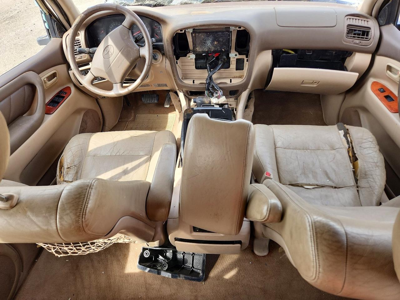1998 Toyota Land Cruiser Base Beige vin: JT3HT05J3W0009347