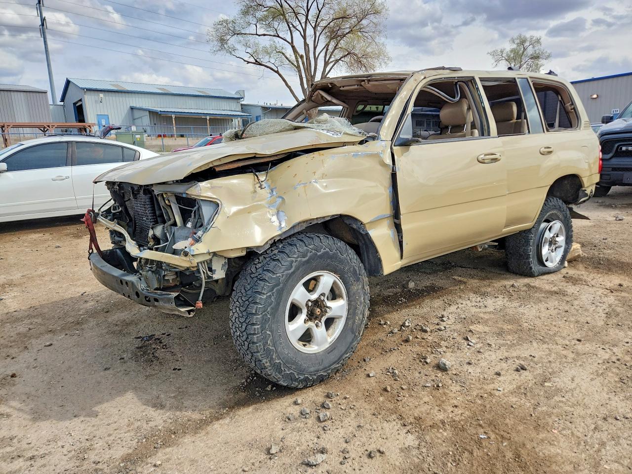 1998 Toyota Land Cruiser Base Beige vin: JT3HT05J3W0009347