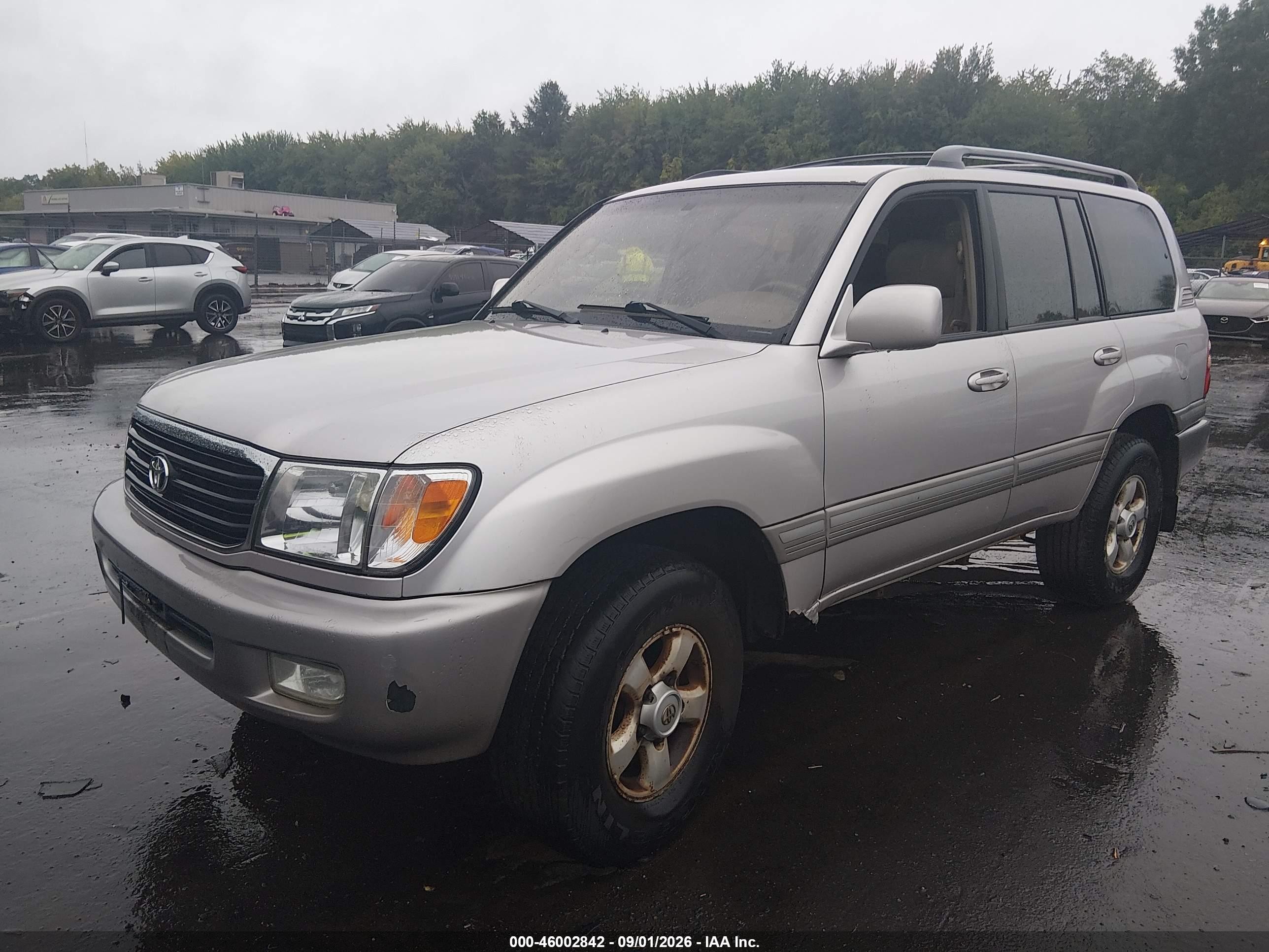 2000 Toyota Land Cruiser   Gray vin: JT3HT05J3Y0125862