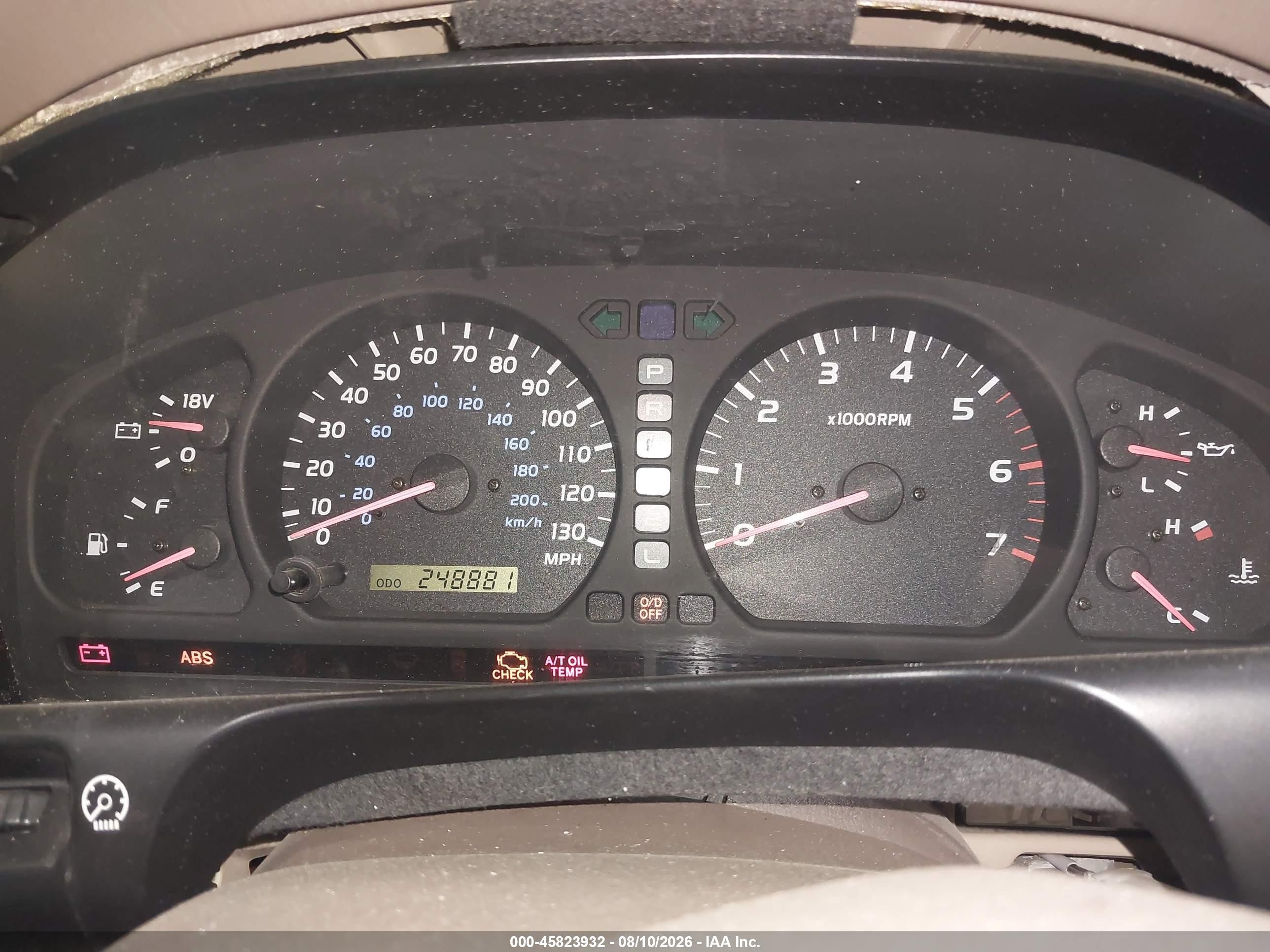 1998 Toyota Land Cruiser   White vin: JT3HT05J4W0015514