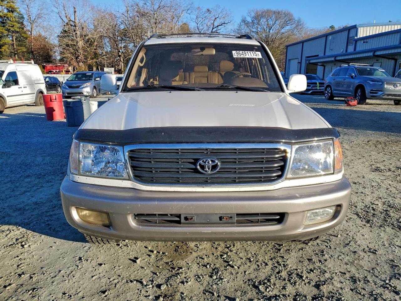 1998 Toyota Land Cruiser White vin: JT3HT05J4W0016341