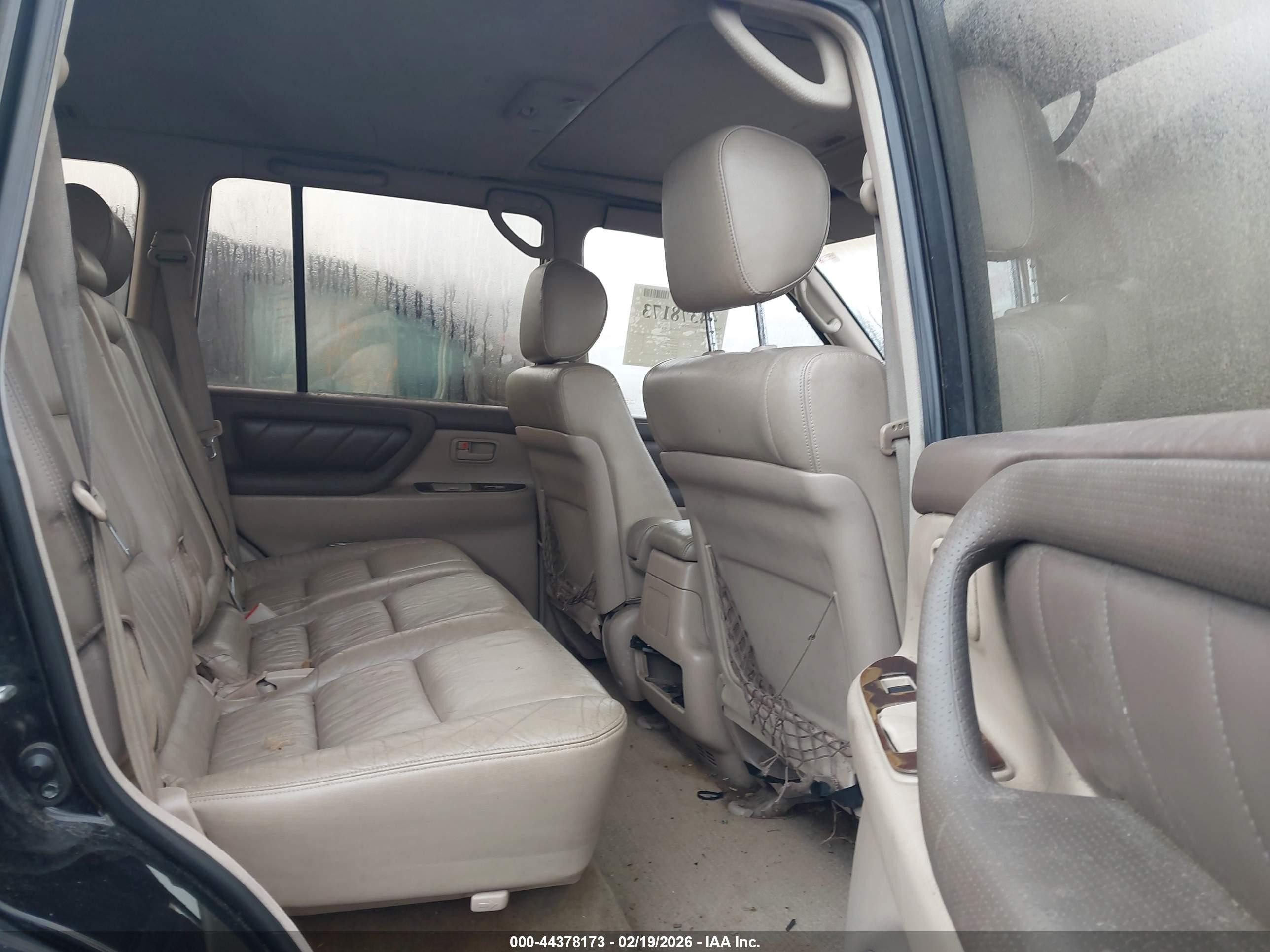 1999 Toyota Land Cruiser Черный vin: JT3HT05J4X0057506