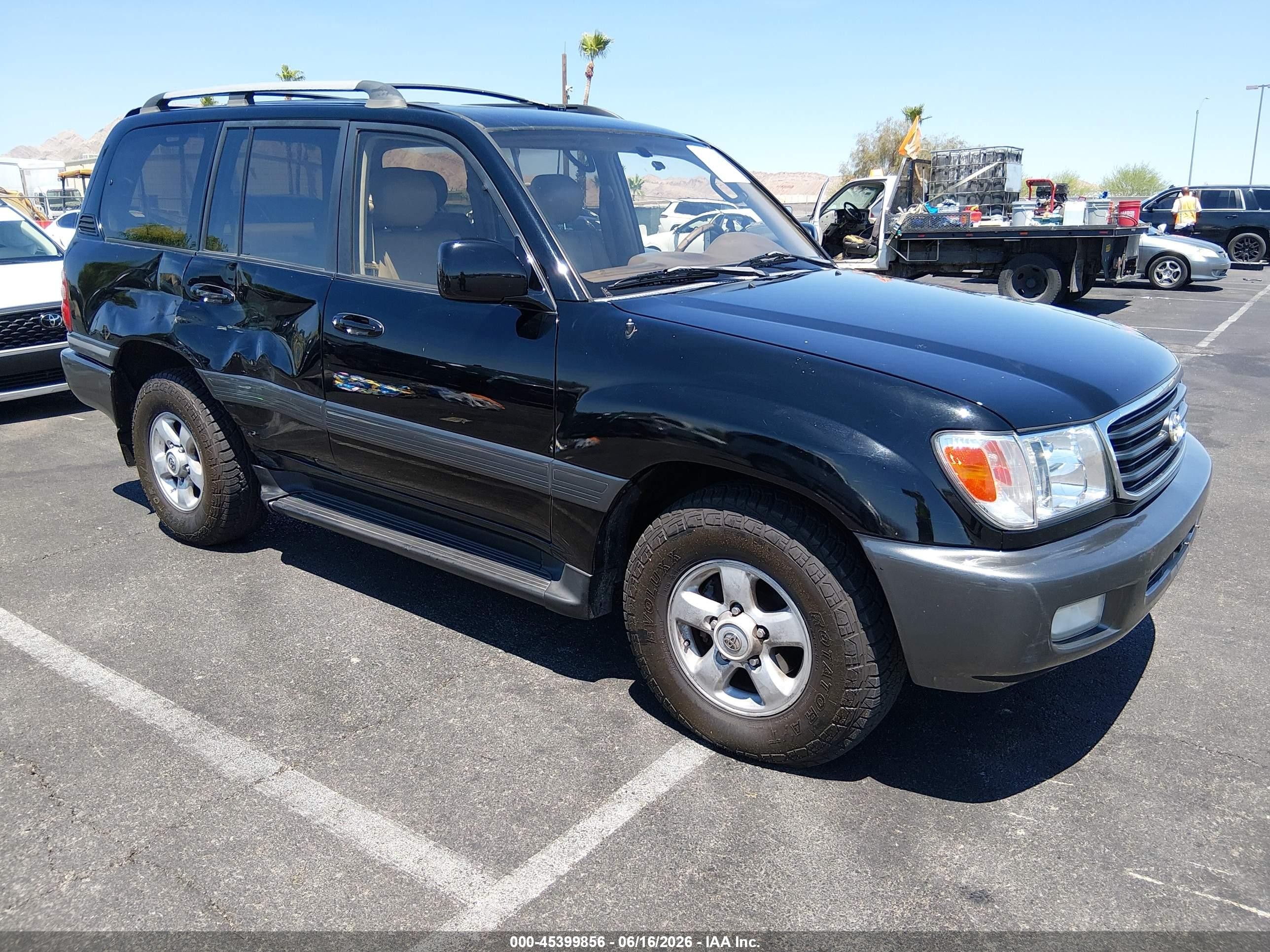 1999 Toyota Land Cruiser   Black vin: JT3HT05J5X0044456