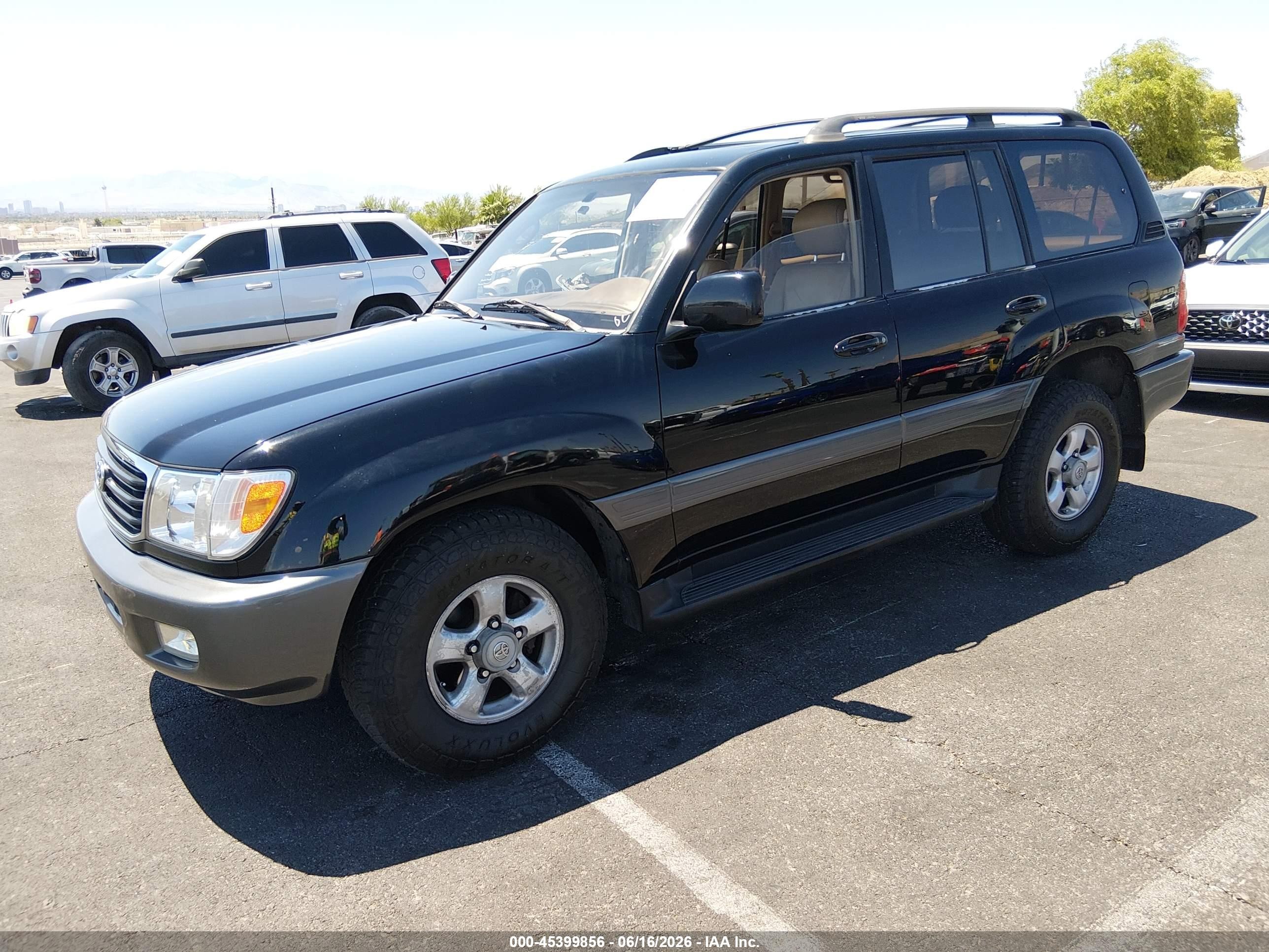 1999 Toyota Land Cruiser   Black vin: JT3HT05J5X0044456