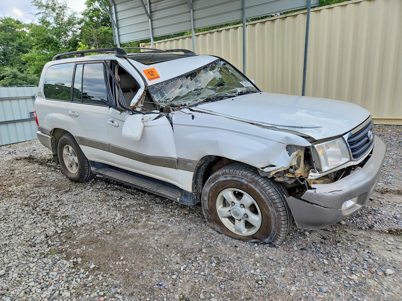 1999 Toyota Land Cruiser Base White vin: JT3HT05J5X0067641