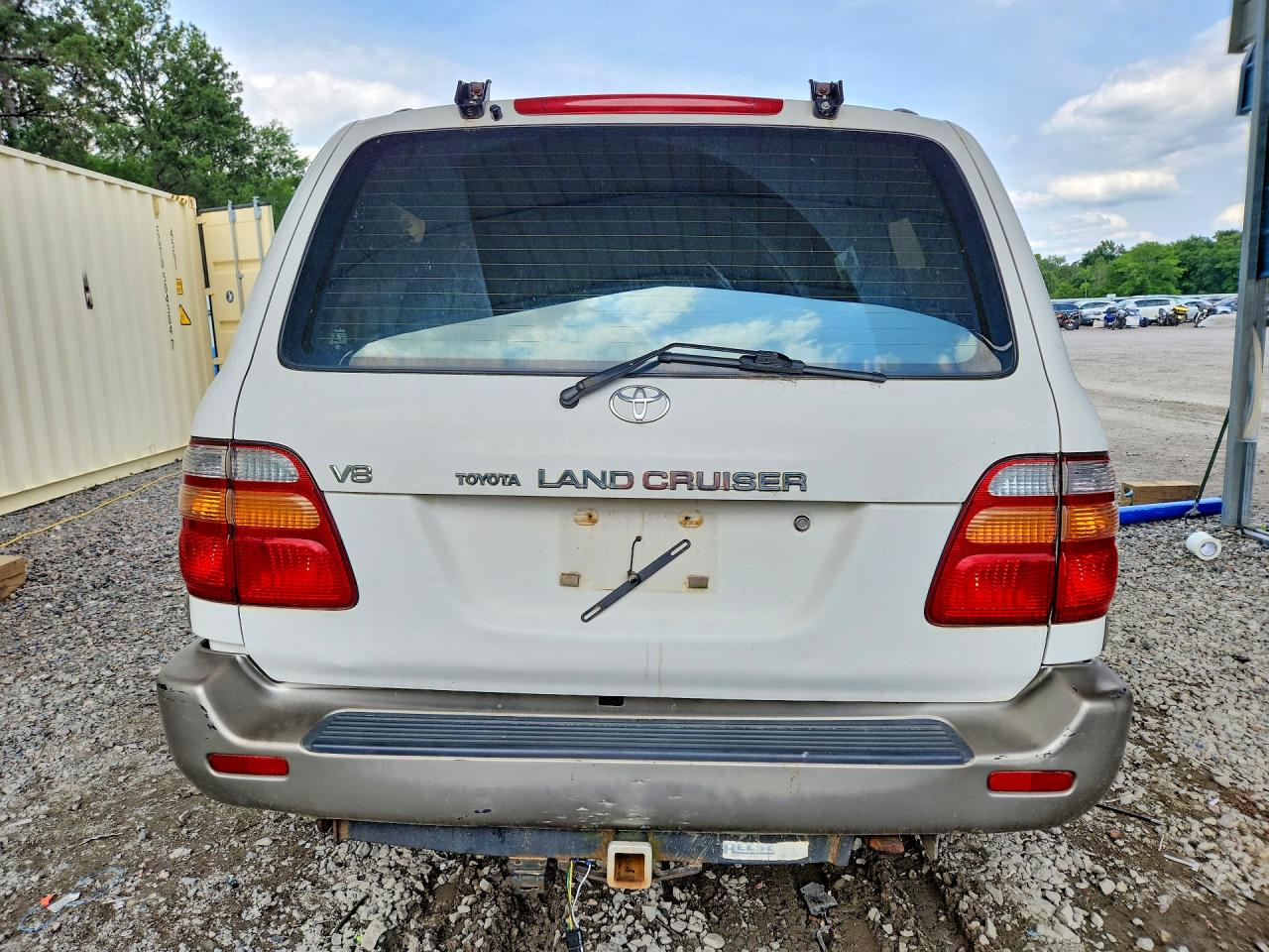 1999 Toyota Land Cruiser Base White vin: JT3HT05J5X0067641