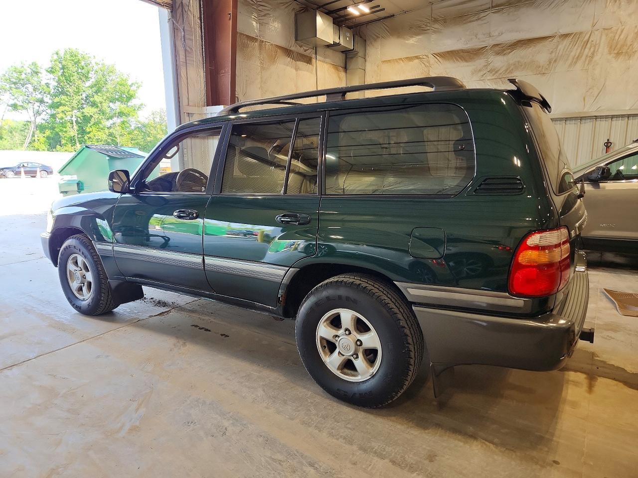 2000 Toyota Land Cruiser Base Зеленый vin: JT3HT05J5Y0079371
