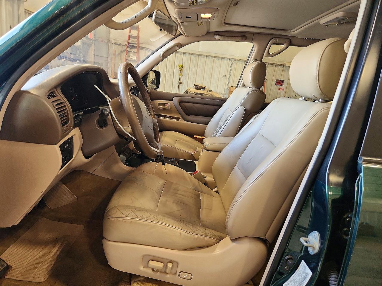 2000 Toyota Land Cruiser Base Зеленый vin: JT3HT05J5Y0079371