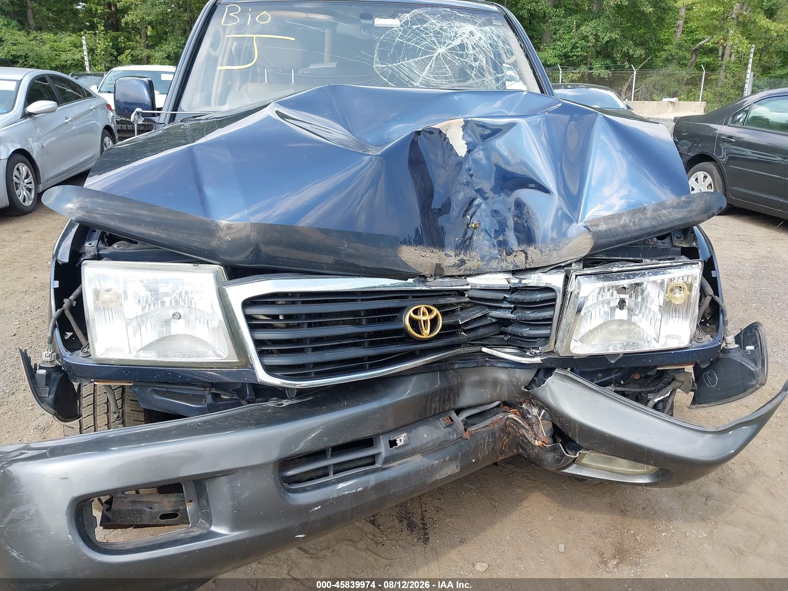 2000 Toyota Land Cruiser   Blue vin: JT3HT05J5Y0124082