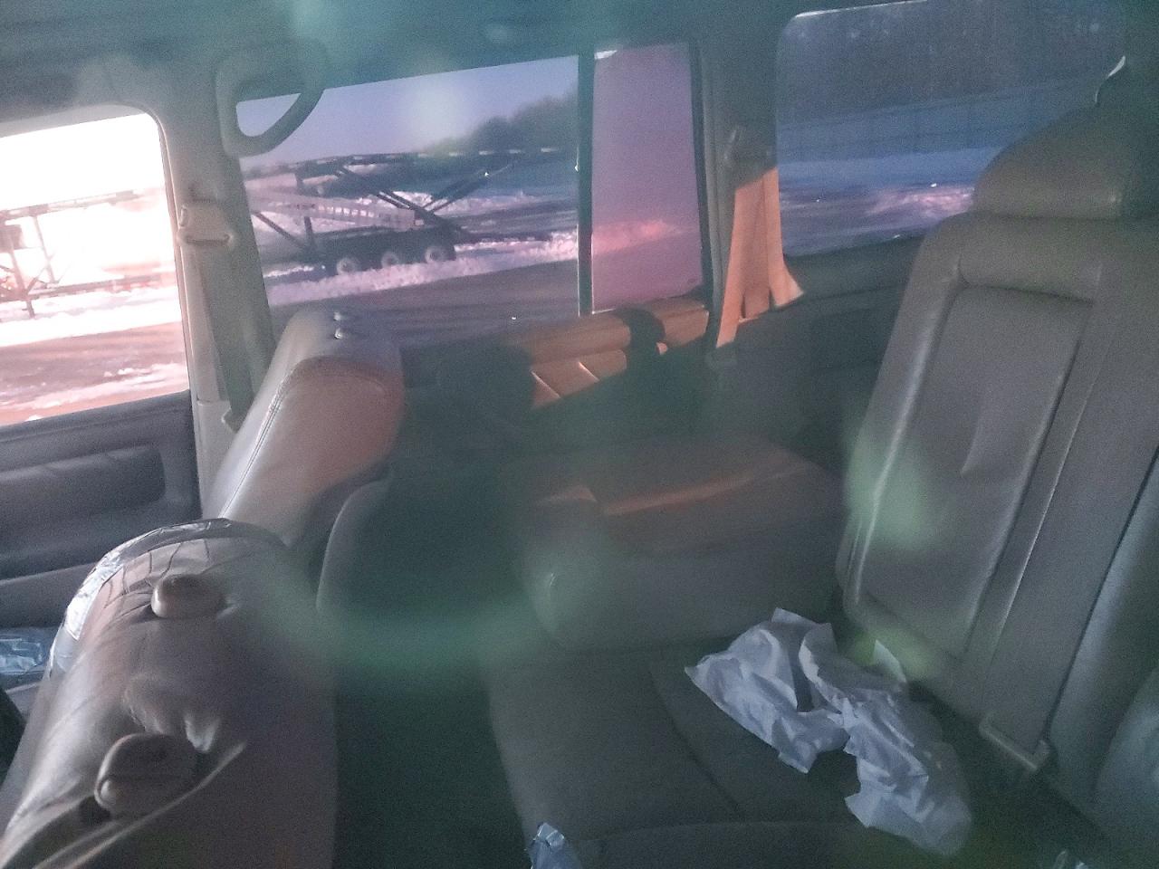 1998 Toyota Land Cruiser Black vin: JT3HT05J6W0004109