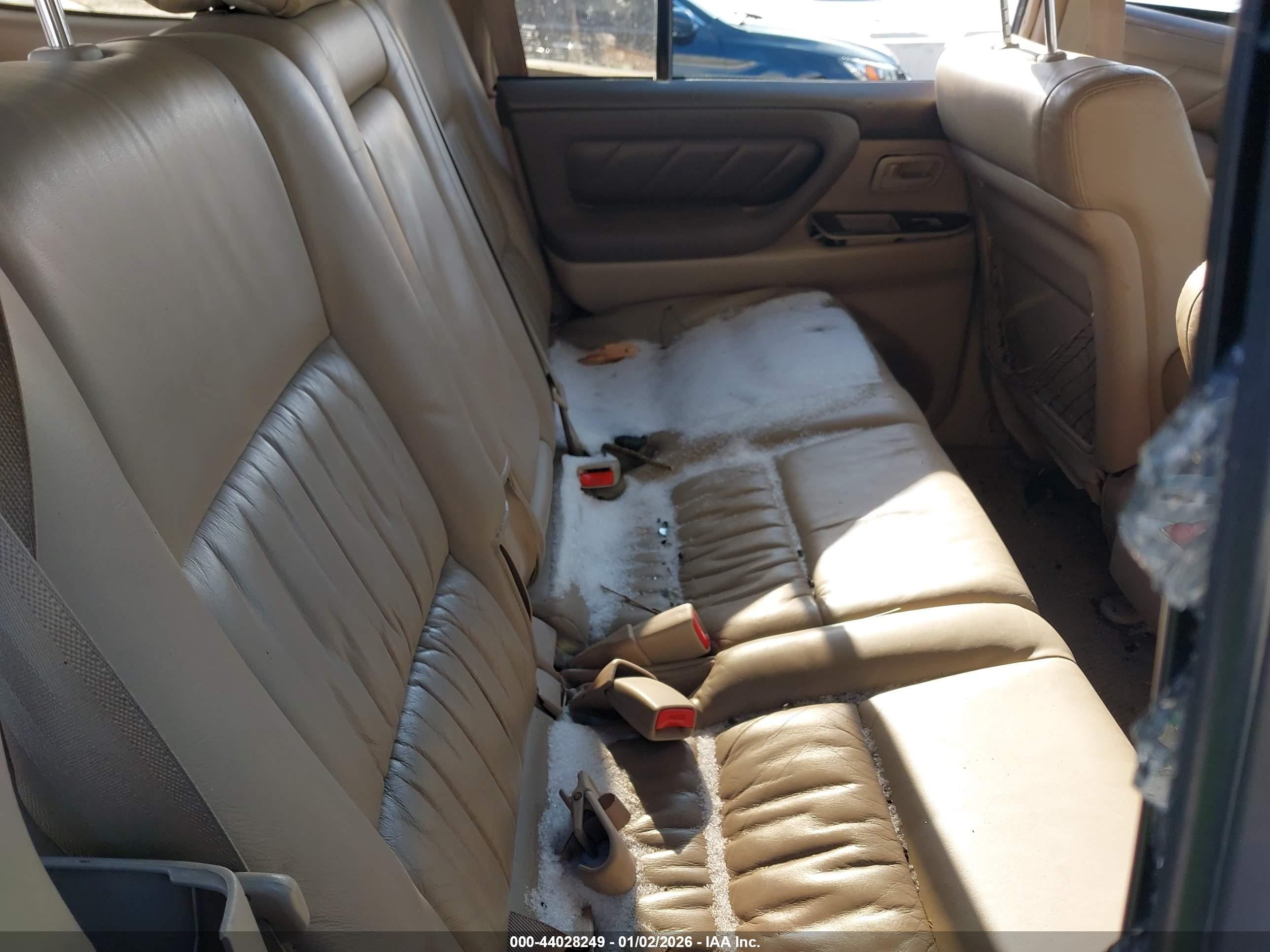 1998 Toyota Land Cruiser   Белый vin: JT3HT05J6W0015207