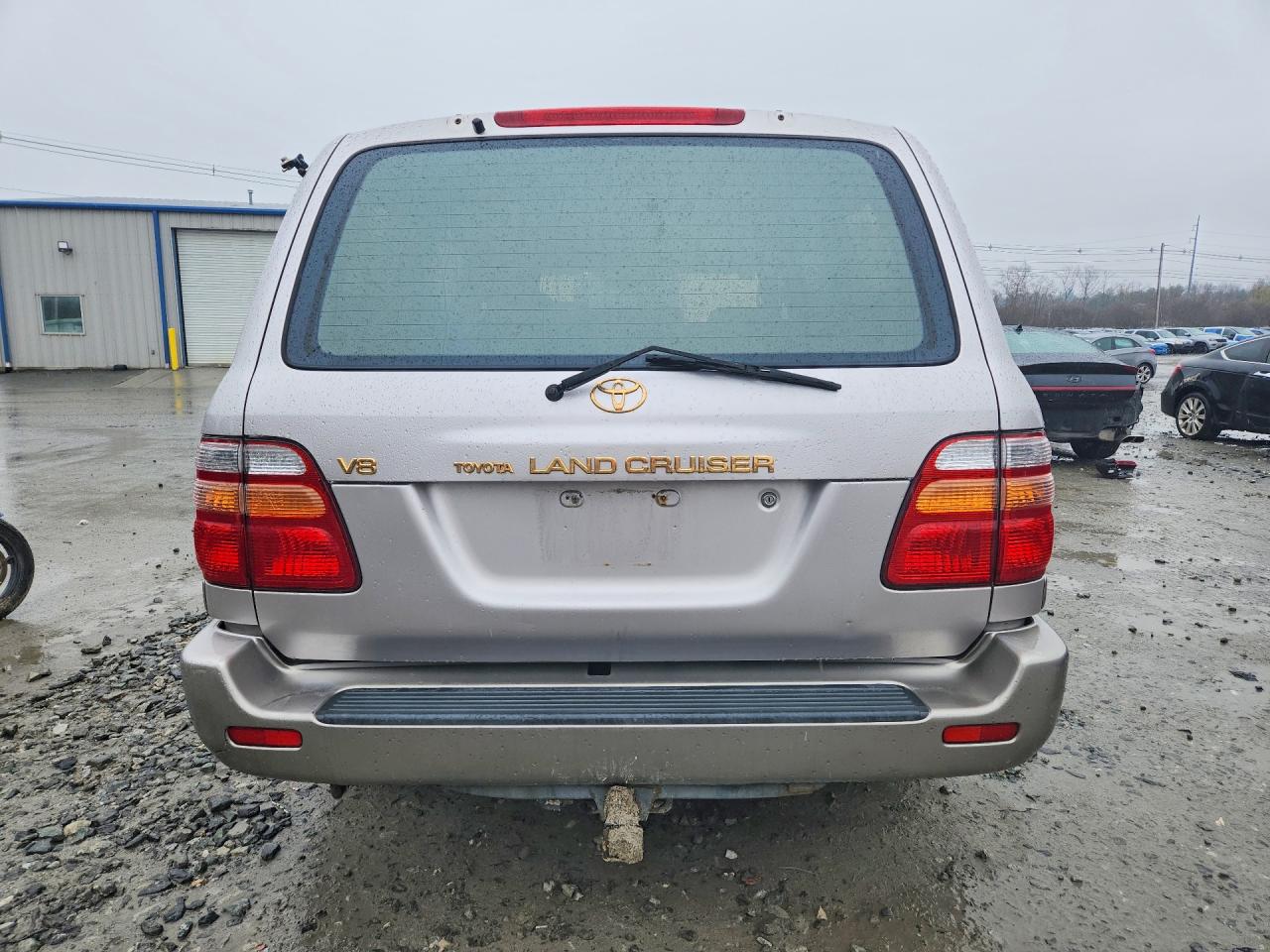1998 Toyota Land Cruiser Base Silver vin: JT3HT05J6W0020245