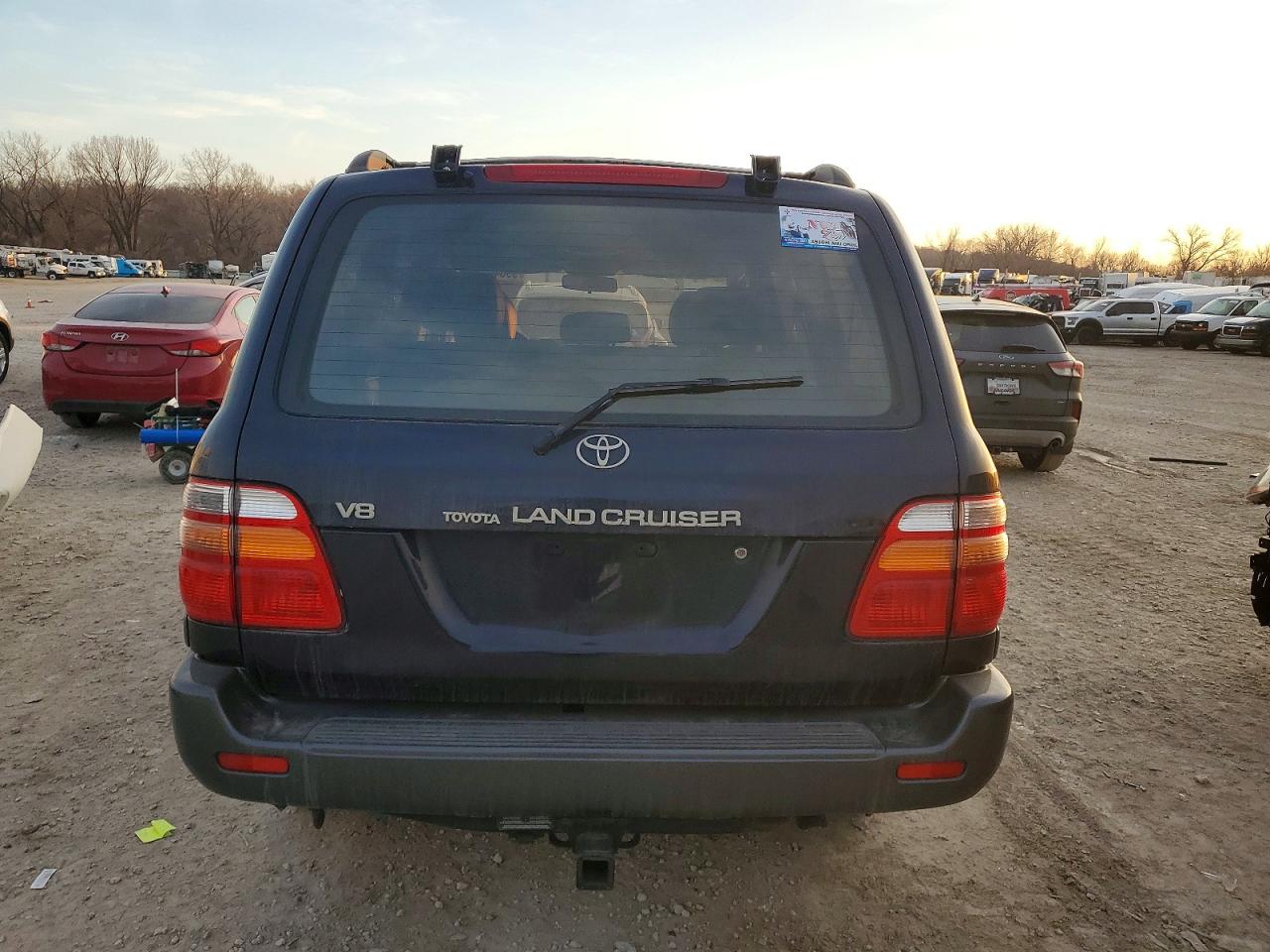 1998 Toyota Land Cruiser Base Black vin: JT3HT05J6W0023159