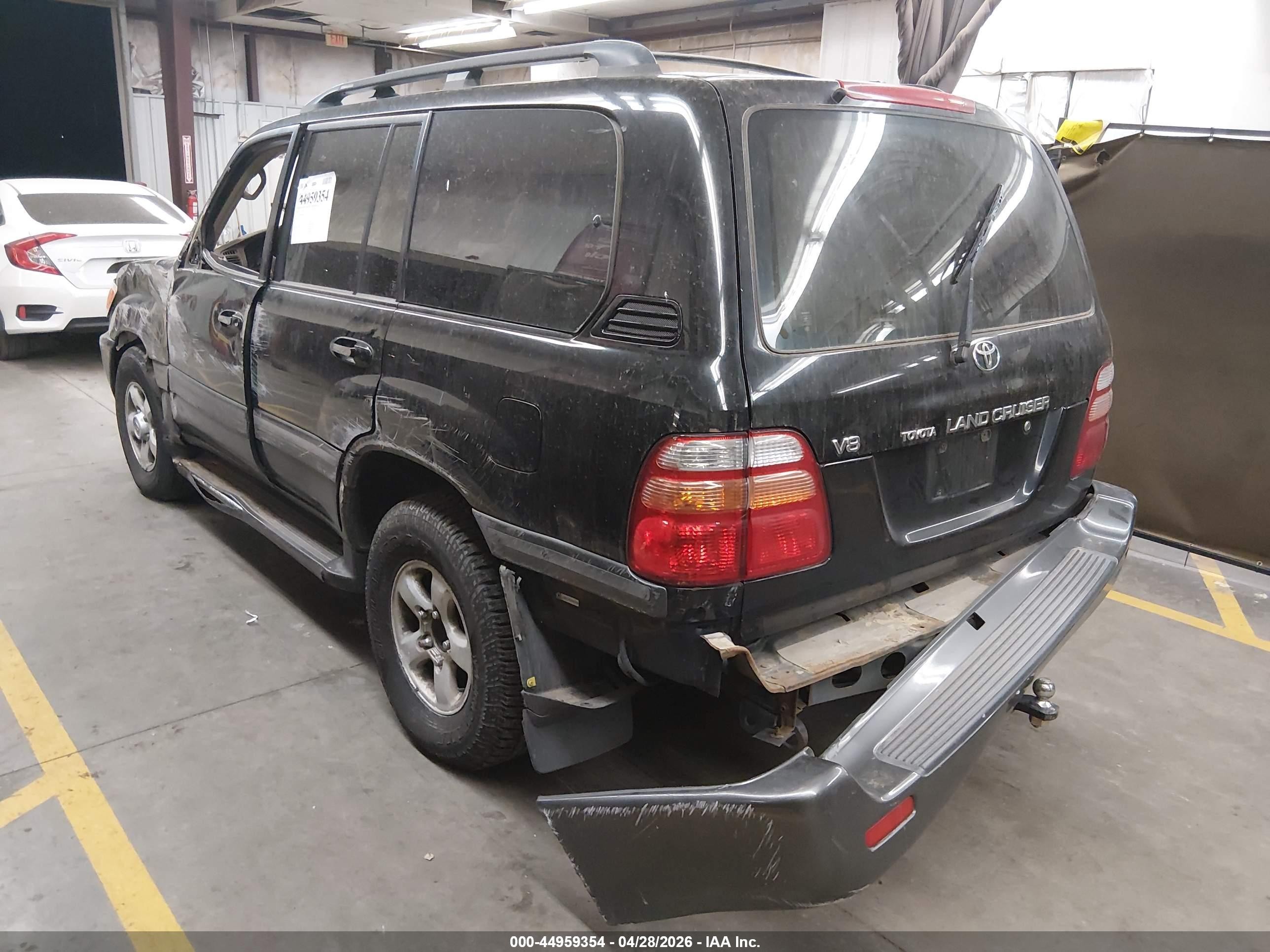 1998 Toyota Land Cruiser   Black vin: JT3HT05J6W0023775
