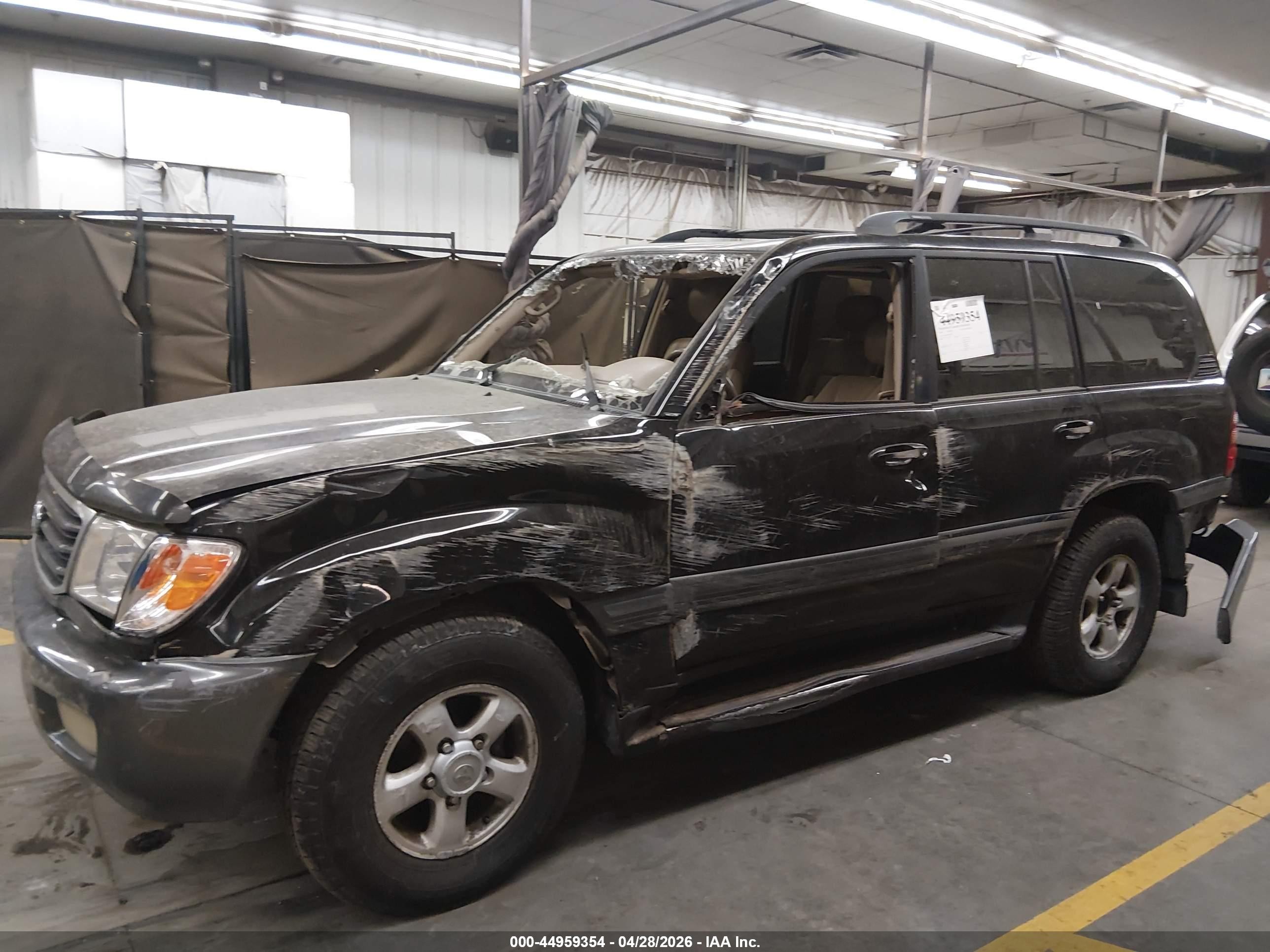 1998 Toyota Land Cruiser   Black vin: JT3HT05J6W0023775