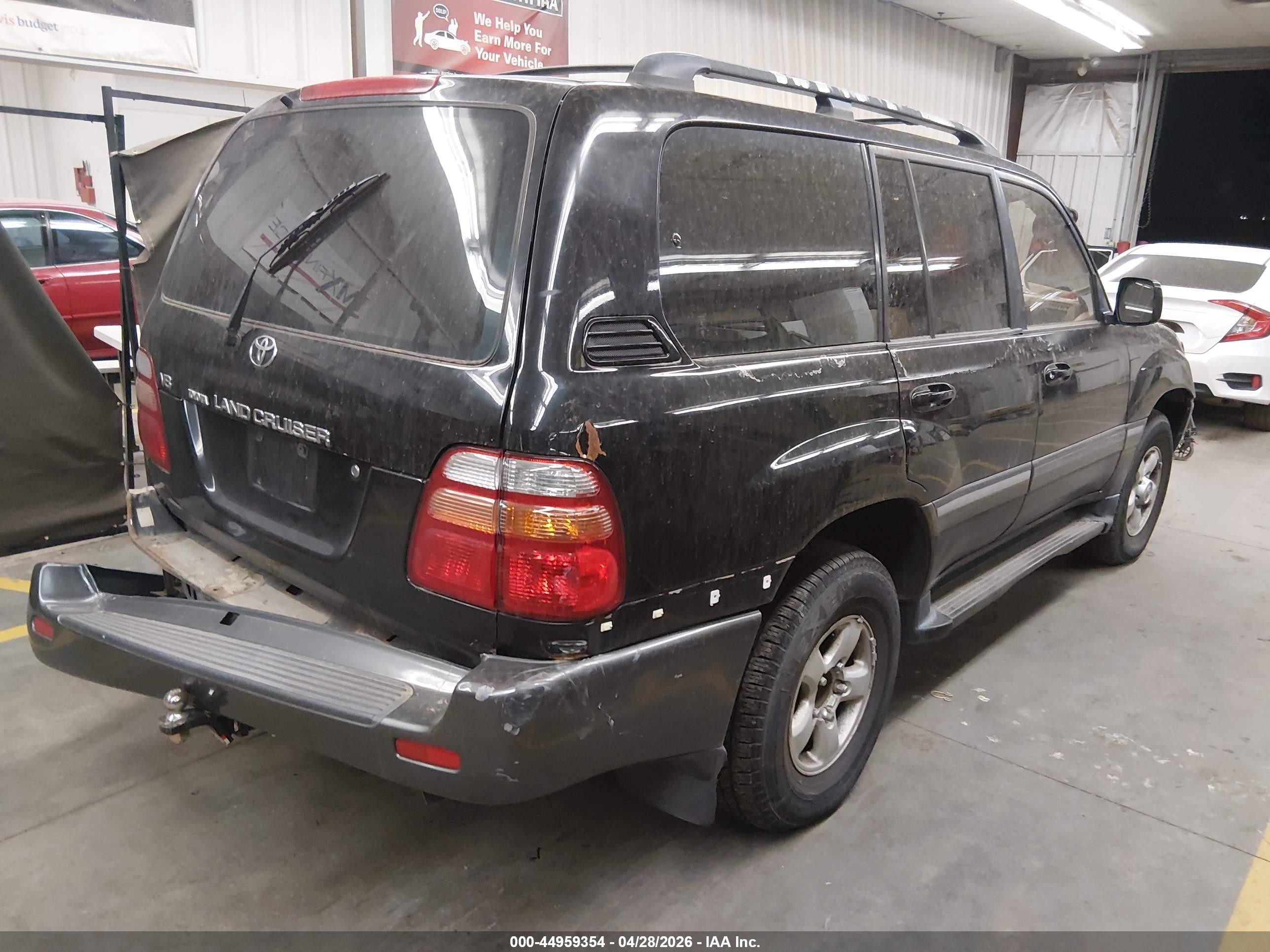1998 Toyota Land Cruiser   Black vin: JT3HT05J6W0023775