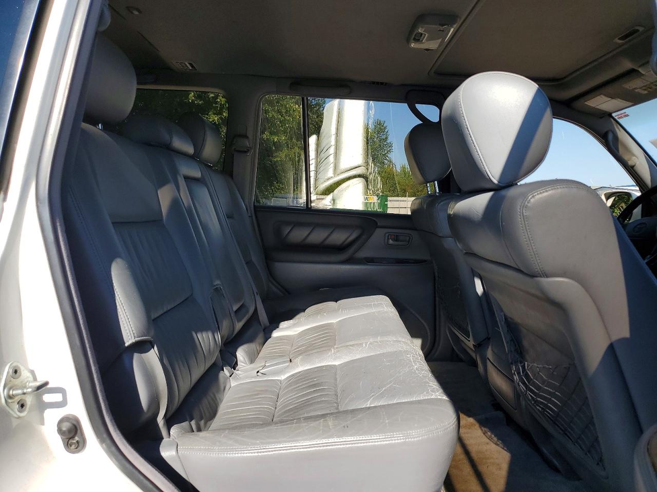 2000 Toyota Land Cruiser Base Белый vin: JT3HT05J6Y0126519