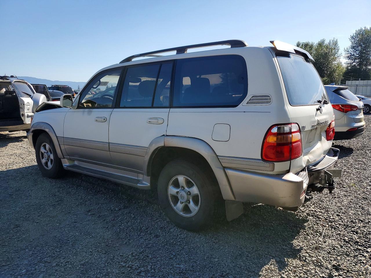 2000 Toyota Land Cruiser Base Белый vin: JT3HT05J6Y0126519
