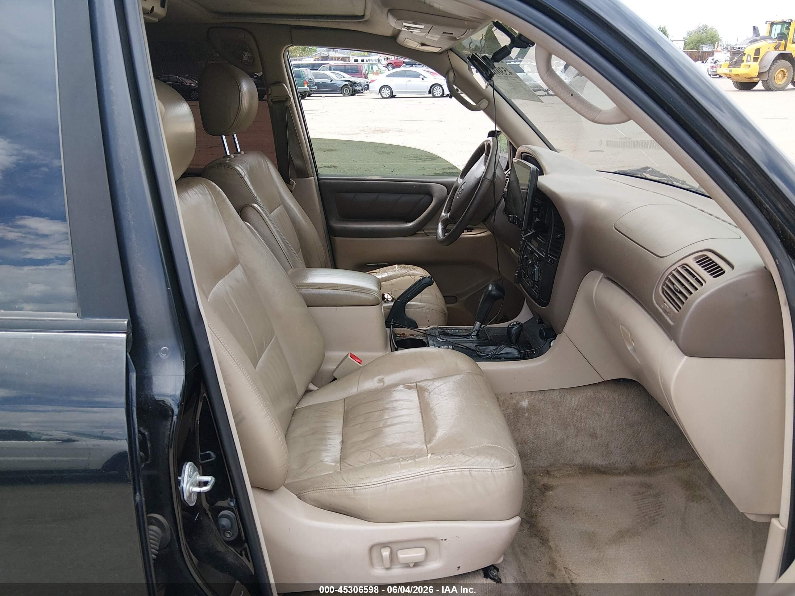 2000 Toyota Land Cruiser   Black vin: JT3HT05J7Y0099993